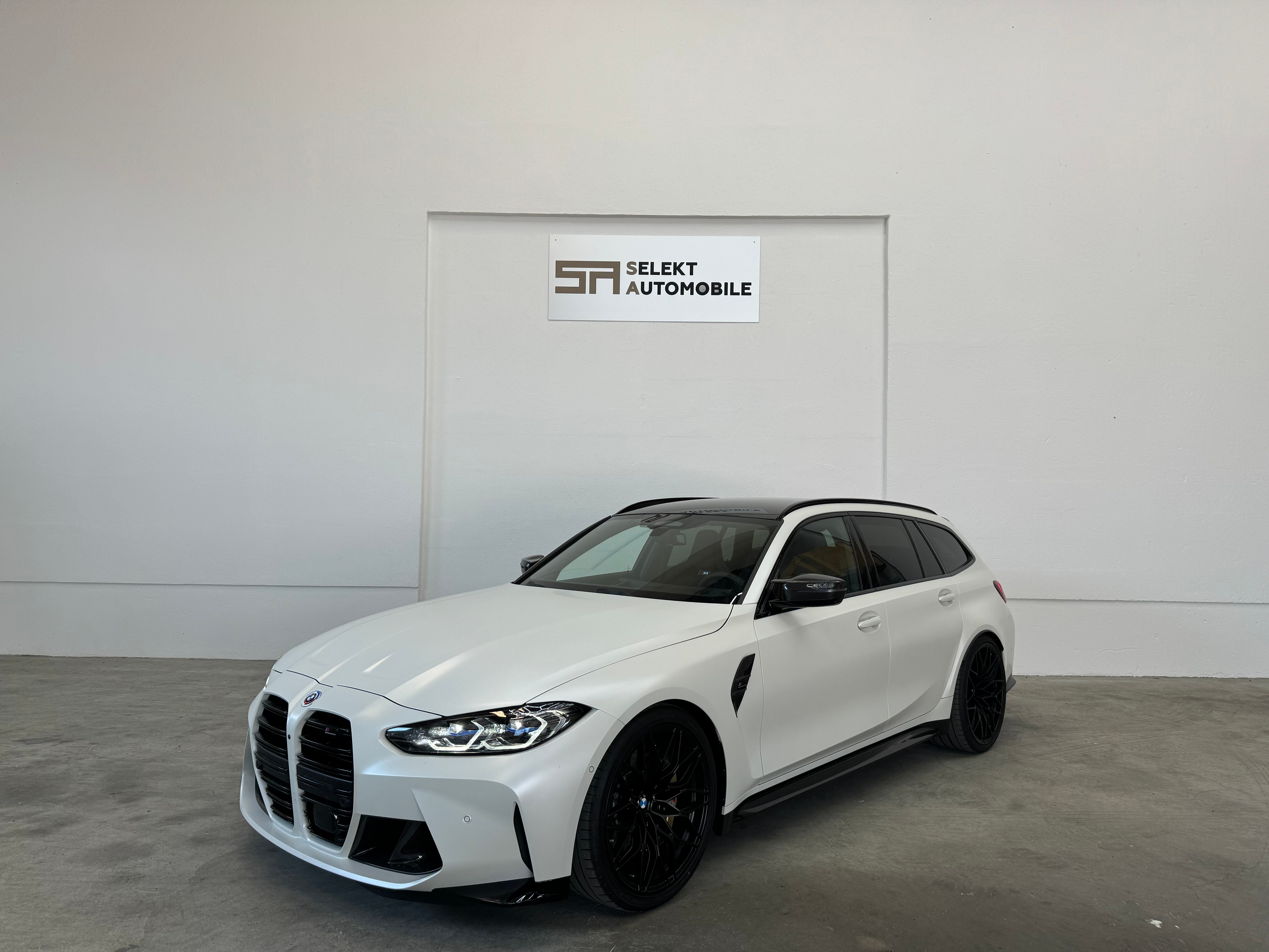 BMW M3 Touring xDrive Competition M Frozen White / M-Track / 20/21