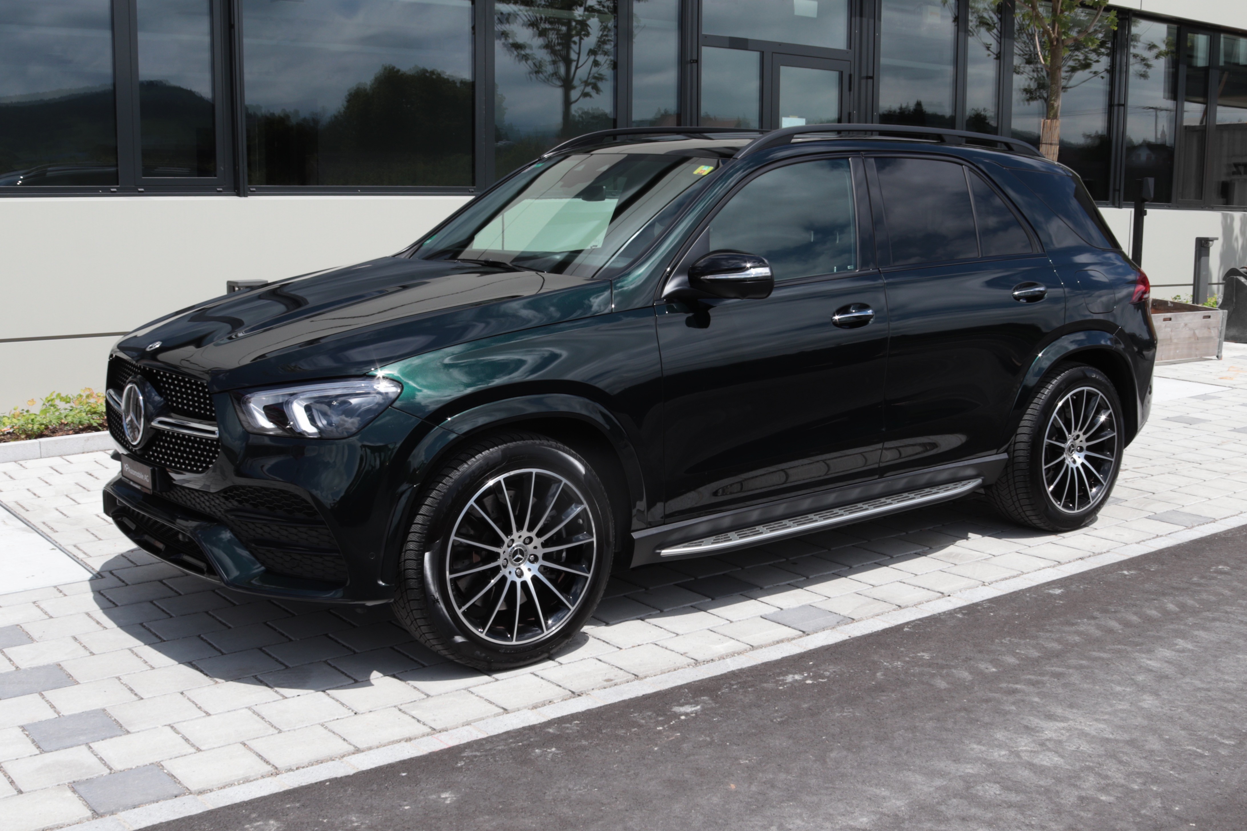 MERCEDES-BENZ GLE 350 e 4Matic 9G-Tronic AMG Line