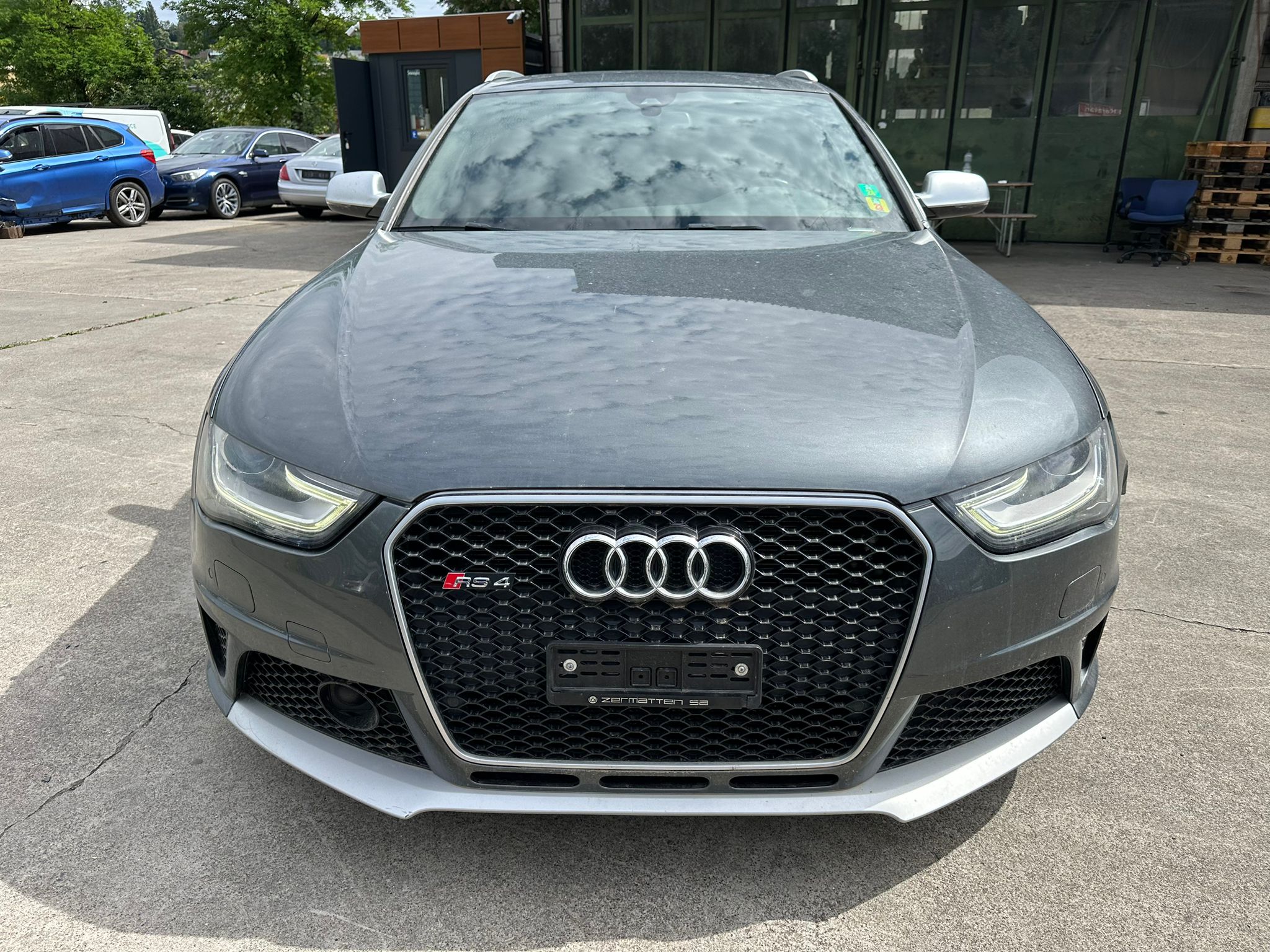 AUDI RS4 Avant 4.2 FSI V8 quattro S-tronic