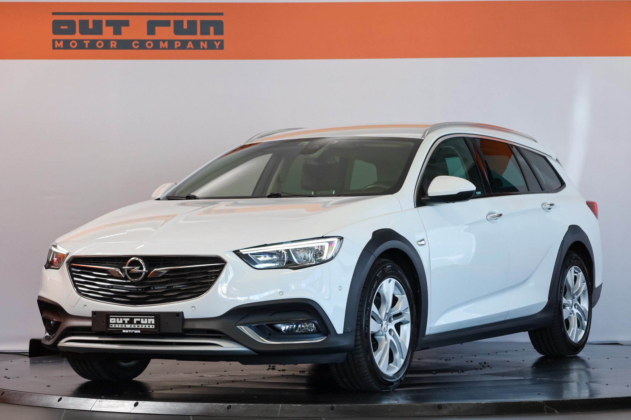 OPEL Insignia Country Tourer 2.0 BiDTI 4WD Automatic