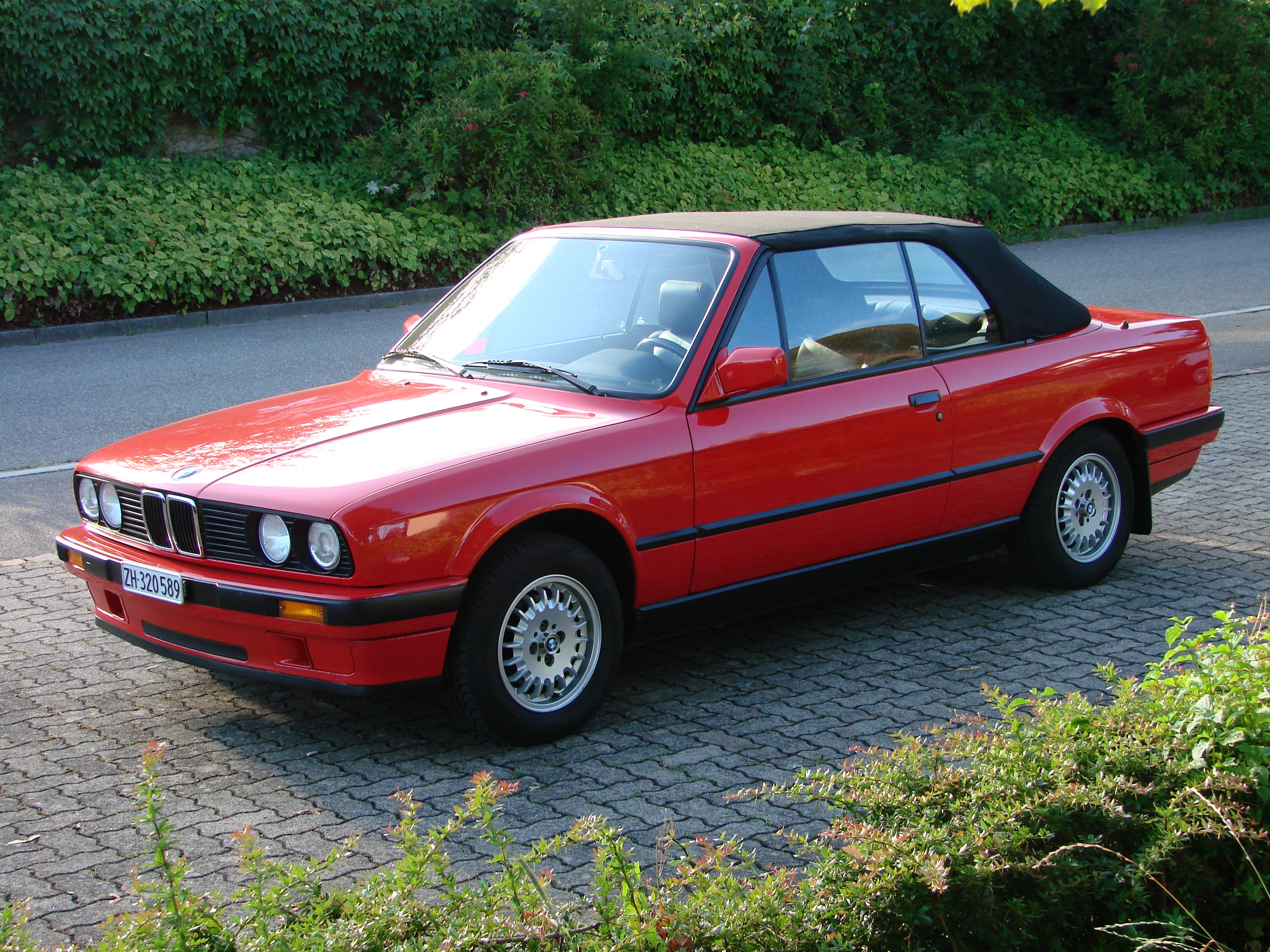 BMW 320i Cabrio