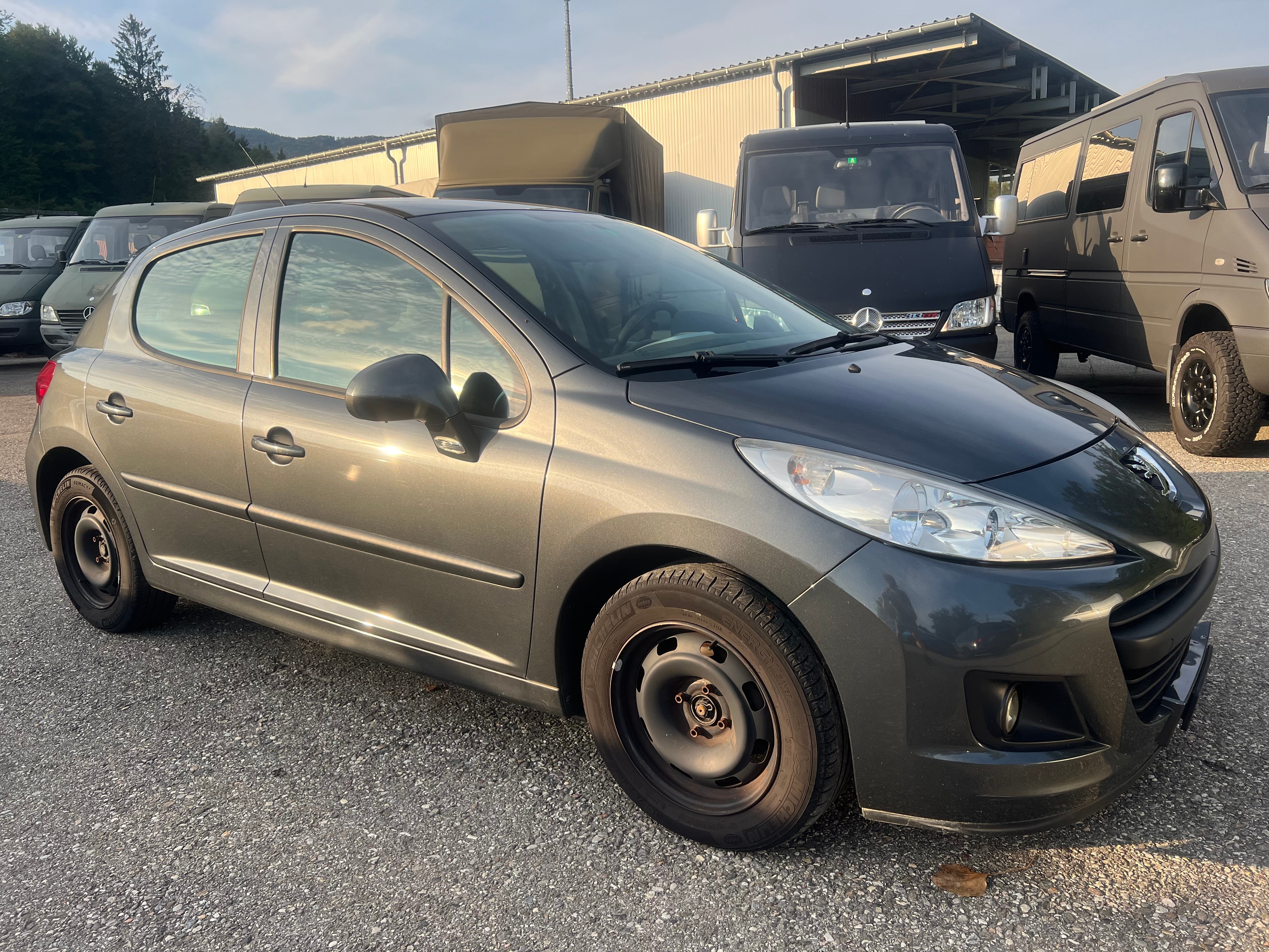 PEUGEOT 207 1.6 HDI Sport ab grossen Service