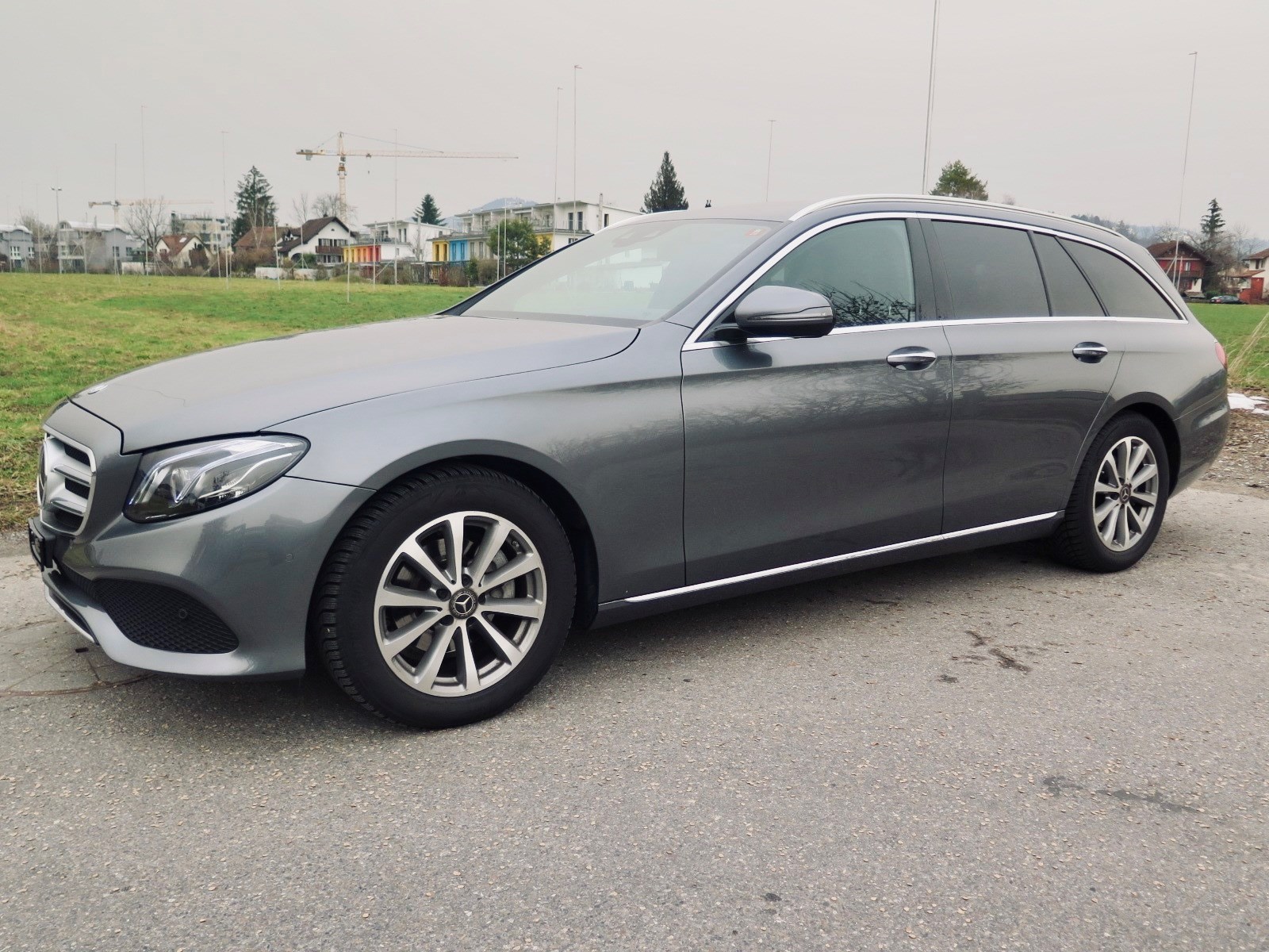 MERCEDES-BENZ E 200 Avantgarde 9G-Tronic