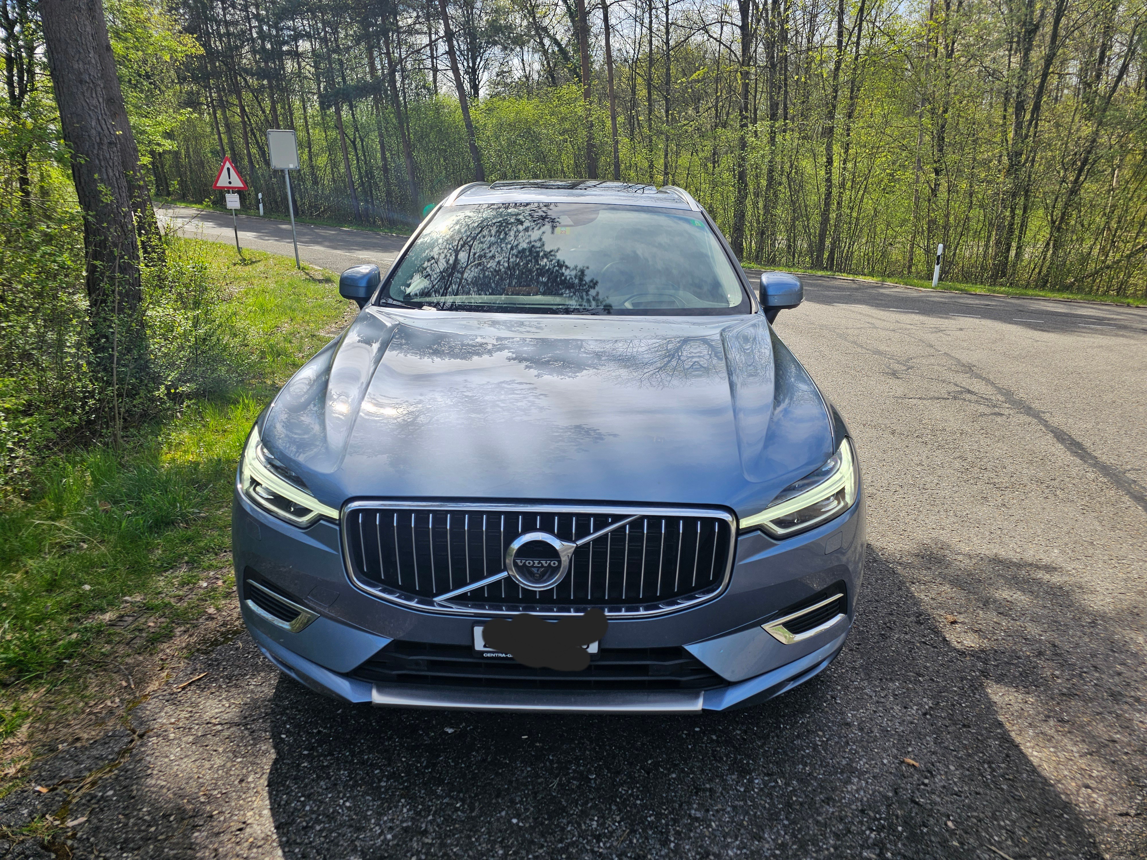 VOLVO XC60 T8 eAWD Momentum Geartronic