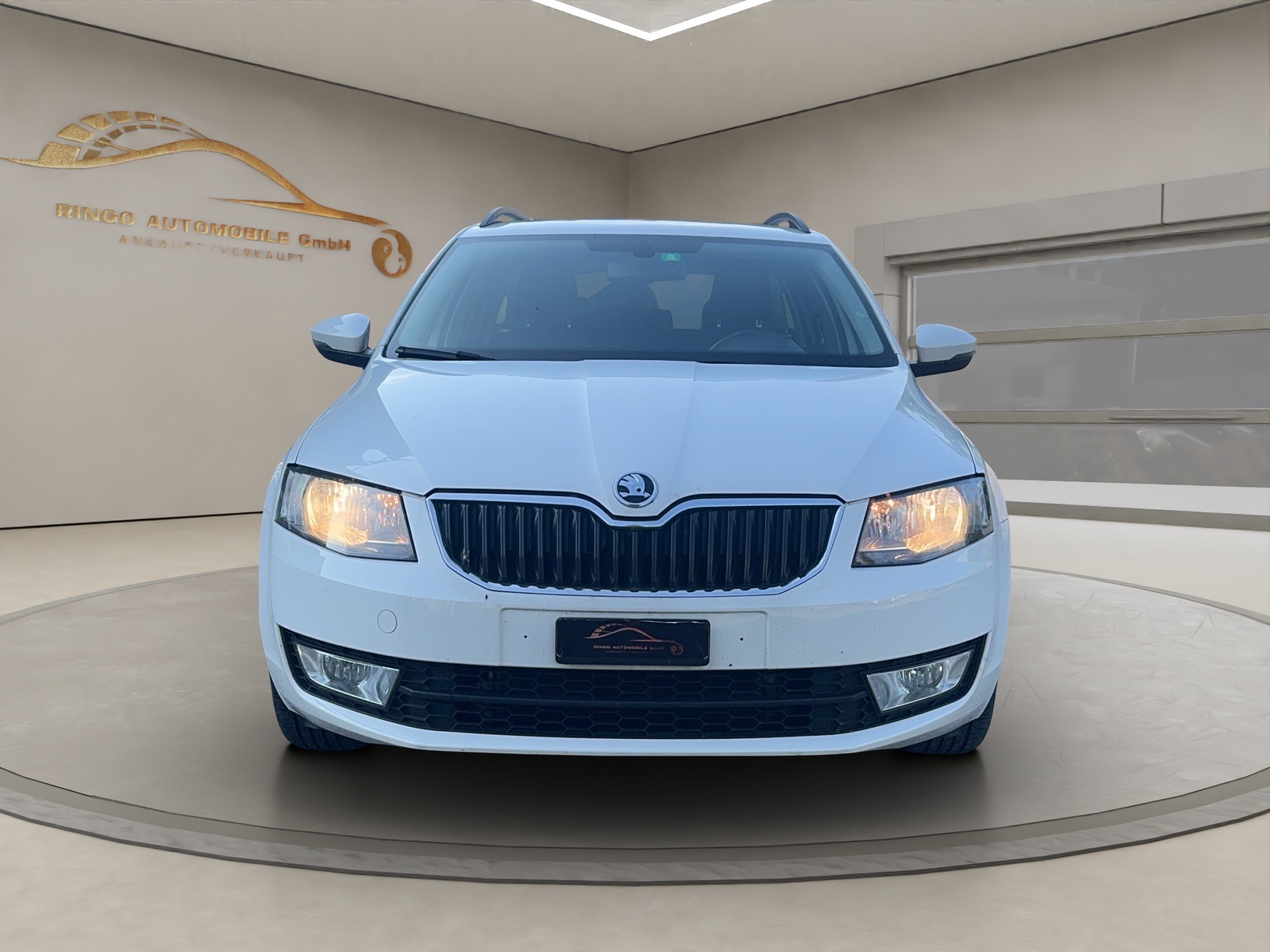 SKODA Octavia Combi 2.0 TDI Ambition DSG