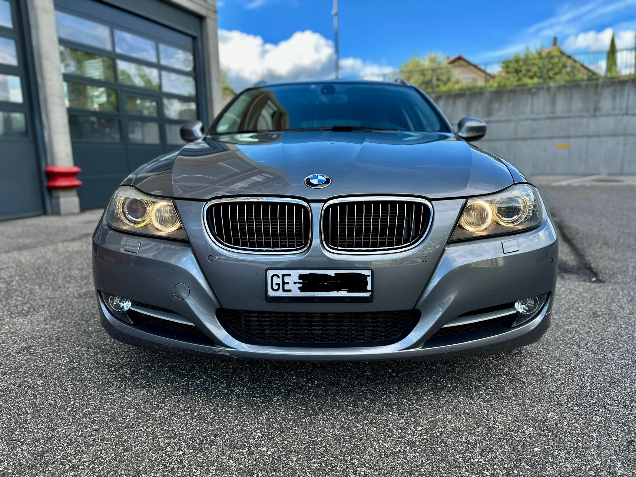 BMW 335i xDrive Touring Steptronic