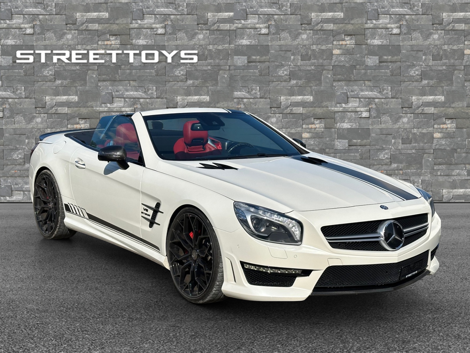 MERCEDES-BENZ SL 63 AMG Performance Package inkl. Carbon