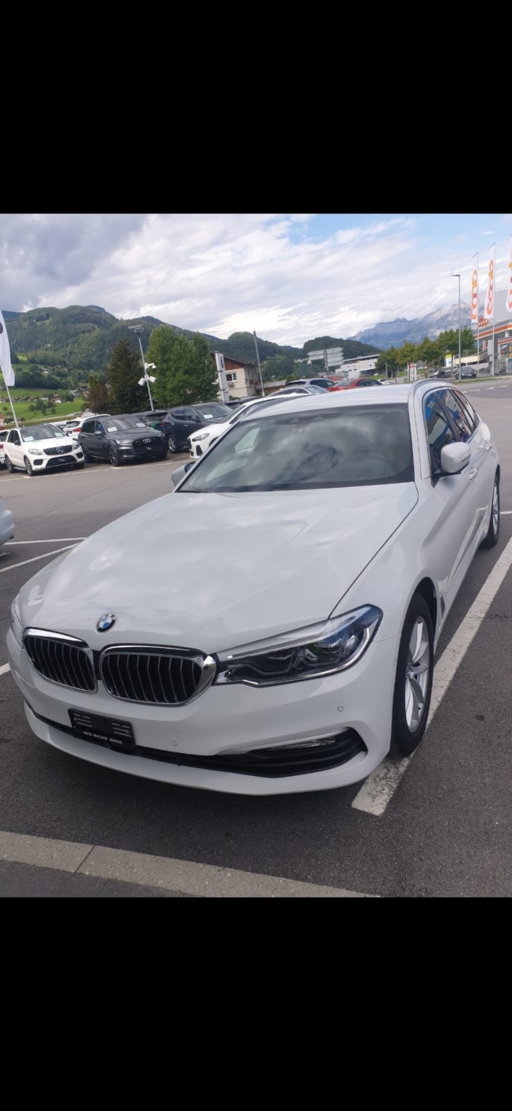 BMW 520d xDrive Touring Luxury Line Steptronic