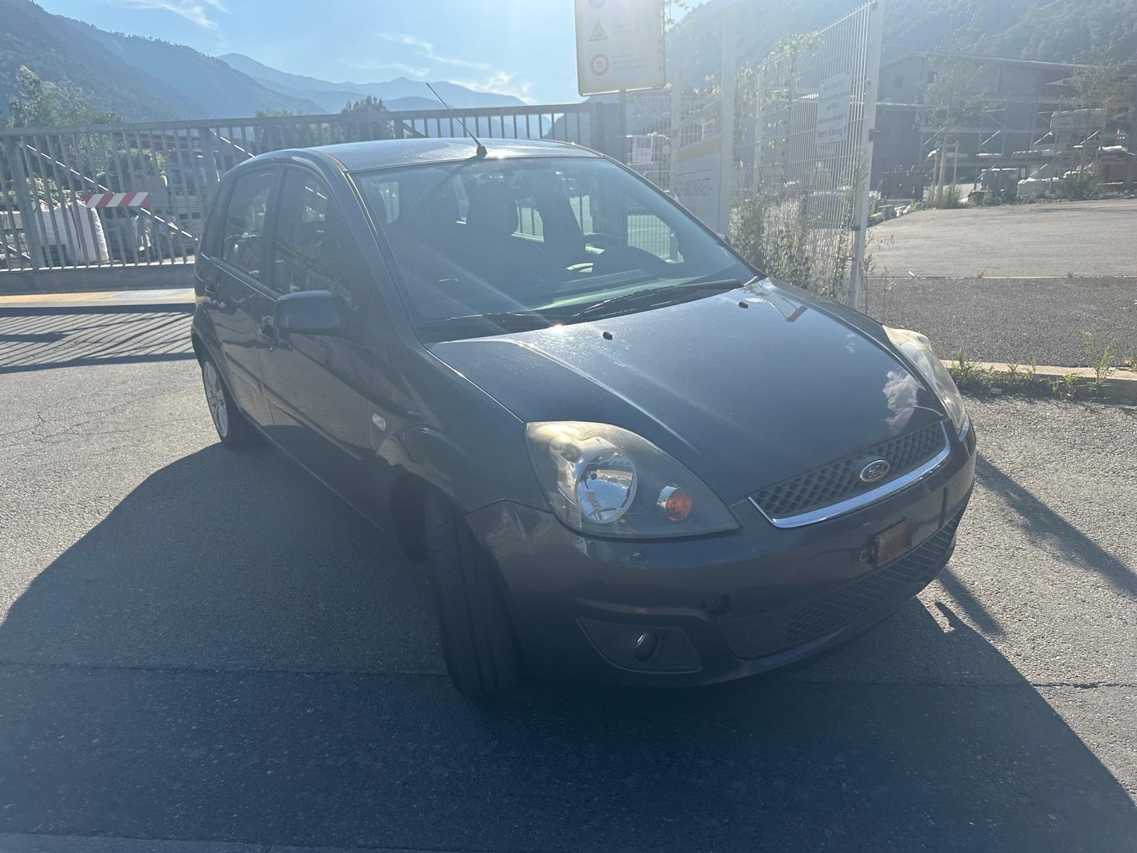 FORD Fiesta 1.4 16V Ambiente