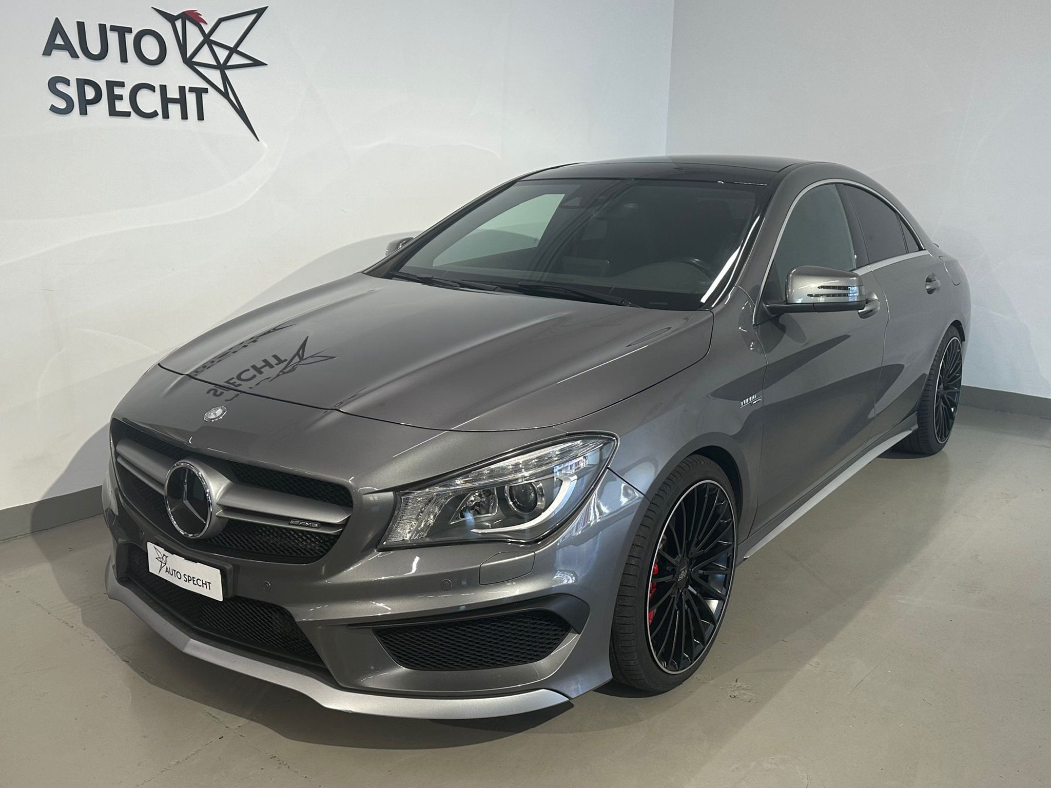 MERCEDES-BENZ CLA 45 AMG 4Matic Speedshift