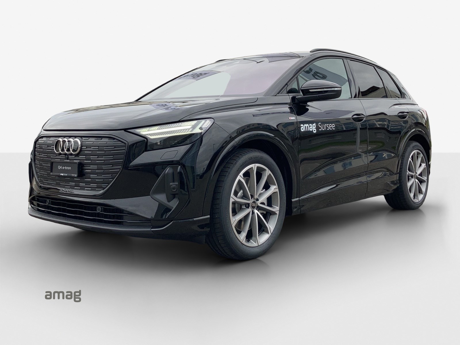 AUDI Q4 e-tron 55 quattro