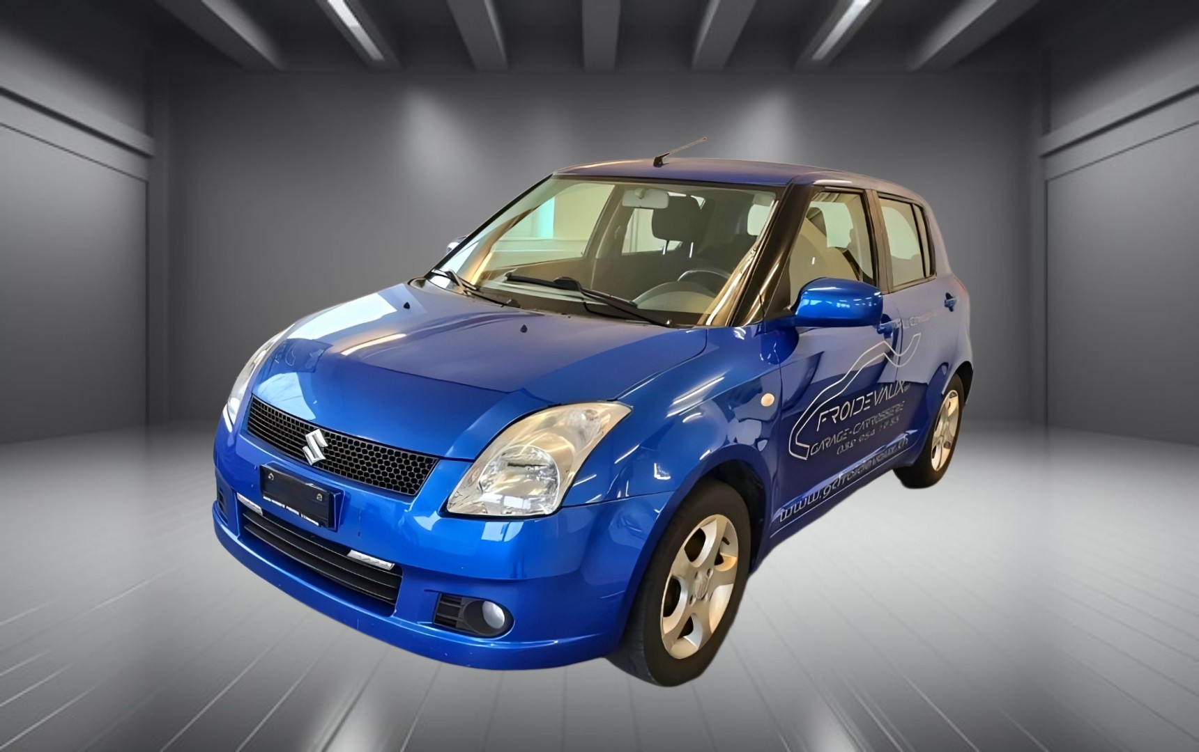 SUZUKI SWIFT 1.3i 16V GL