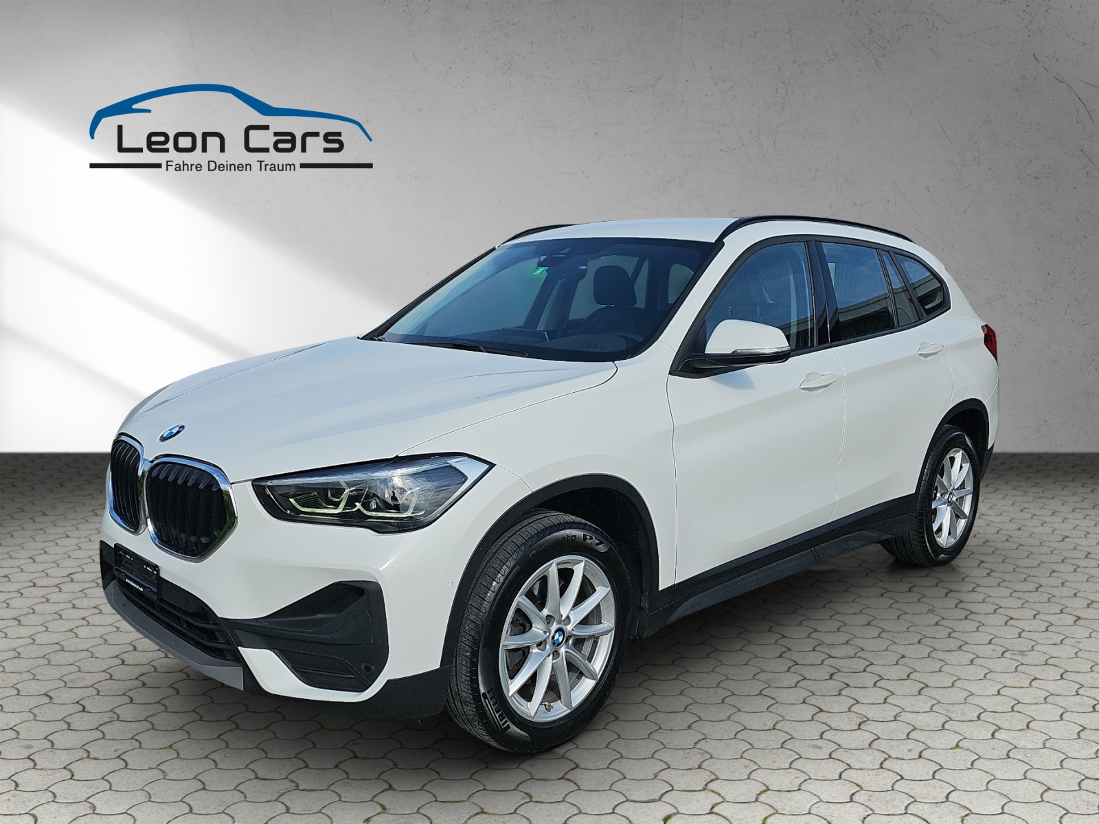 BMW X1 xDrive 18d Essential Edition Steptronic