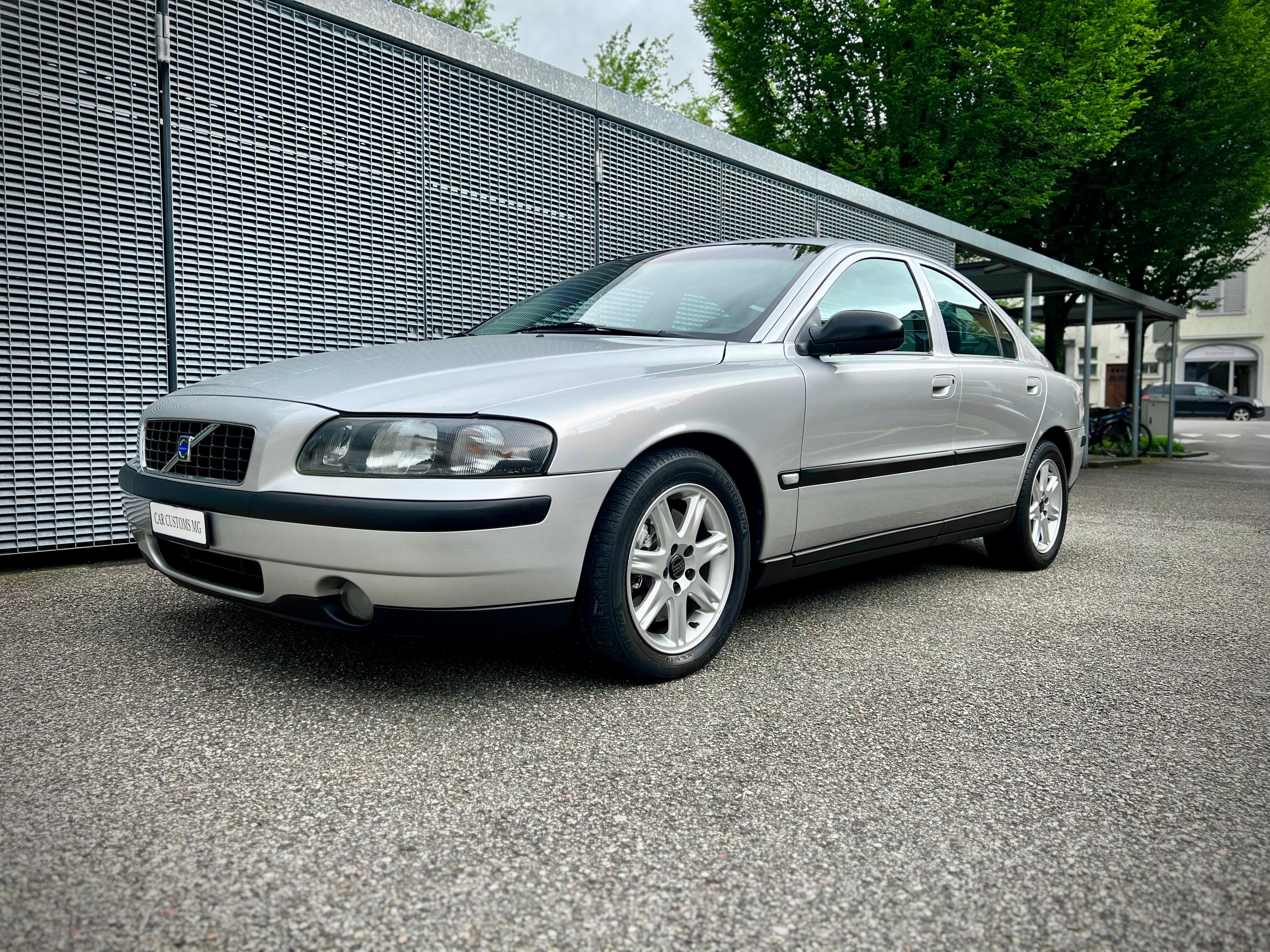 VOLVO S60 2.4T