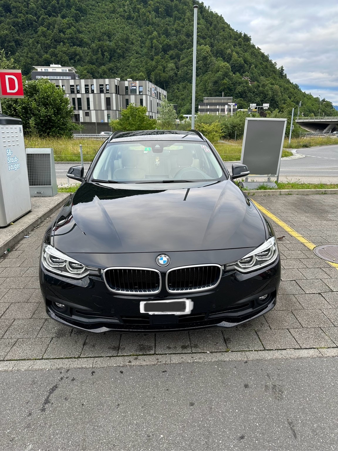 BMW 320d xDrive Touring Edition Luxury Line