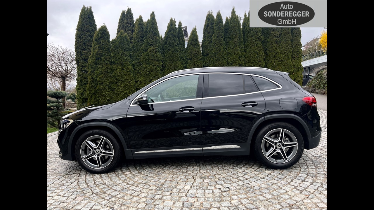 MERCEDES-BENZ GLA 250 4Matic AMG Line 8G-DCT