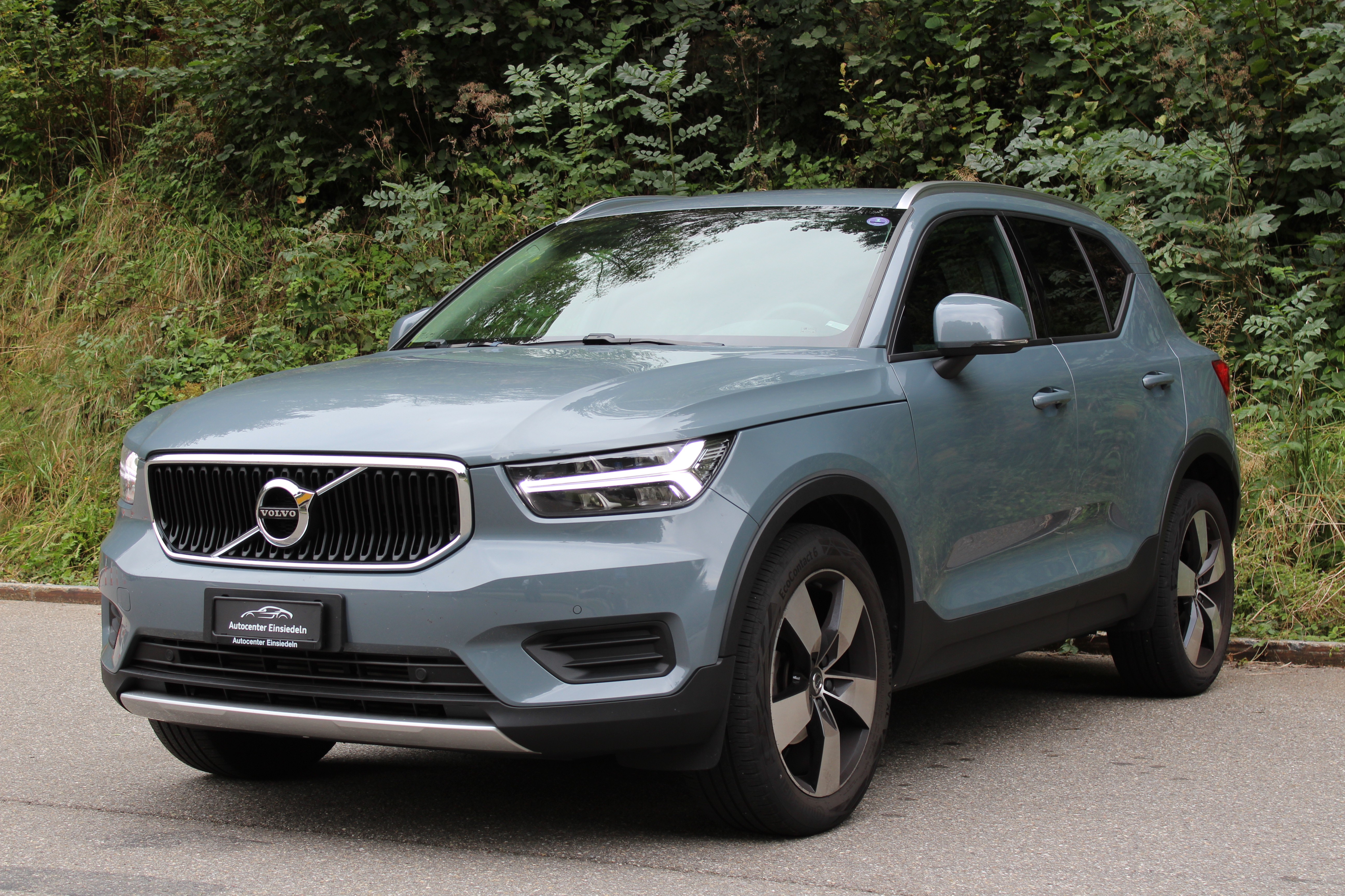 VOLVO XC40 T3 Momentum