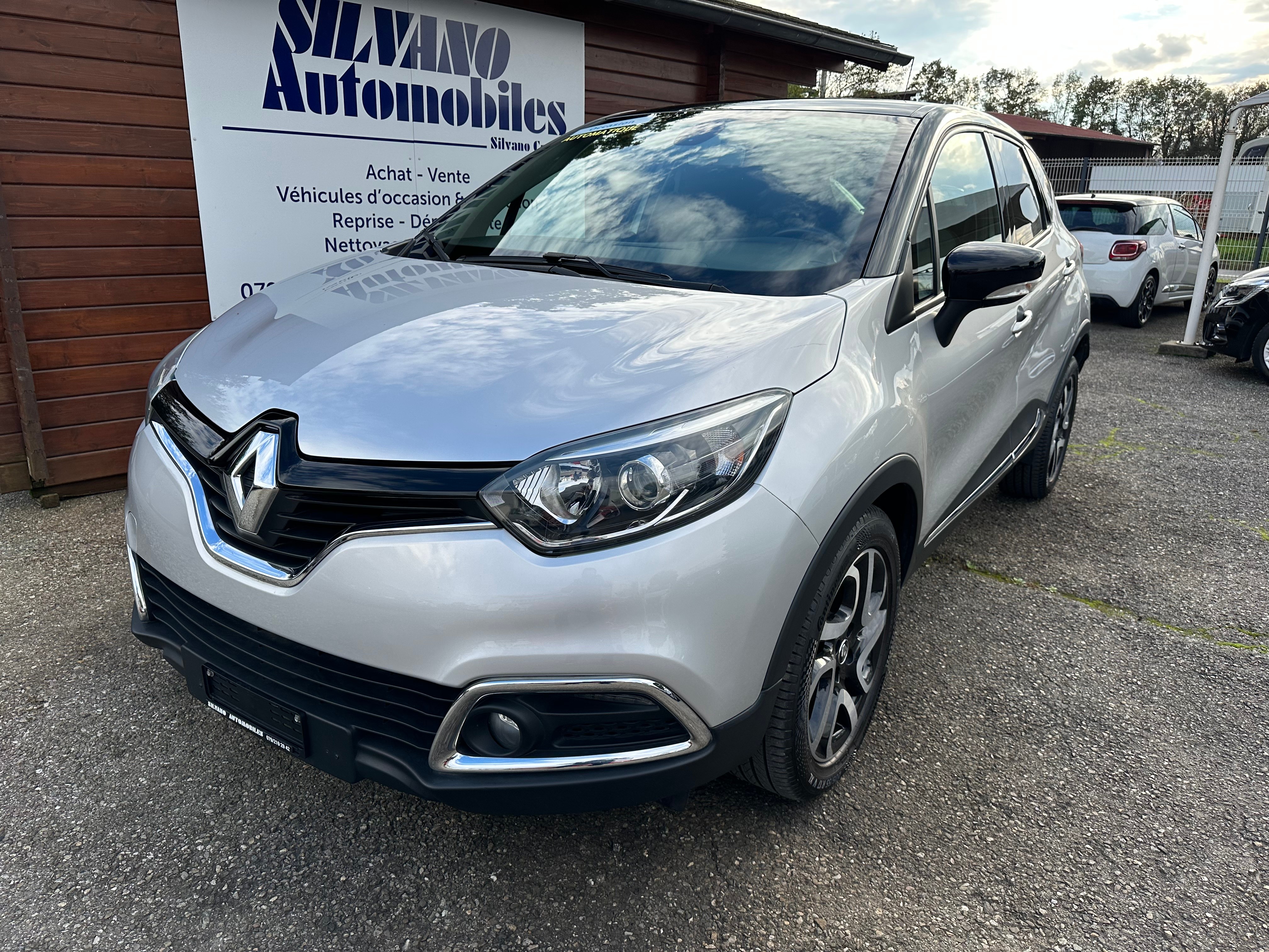 RENAULT Captur 1.2 T 16V Outdoor + EDC