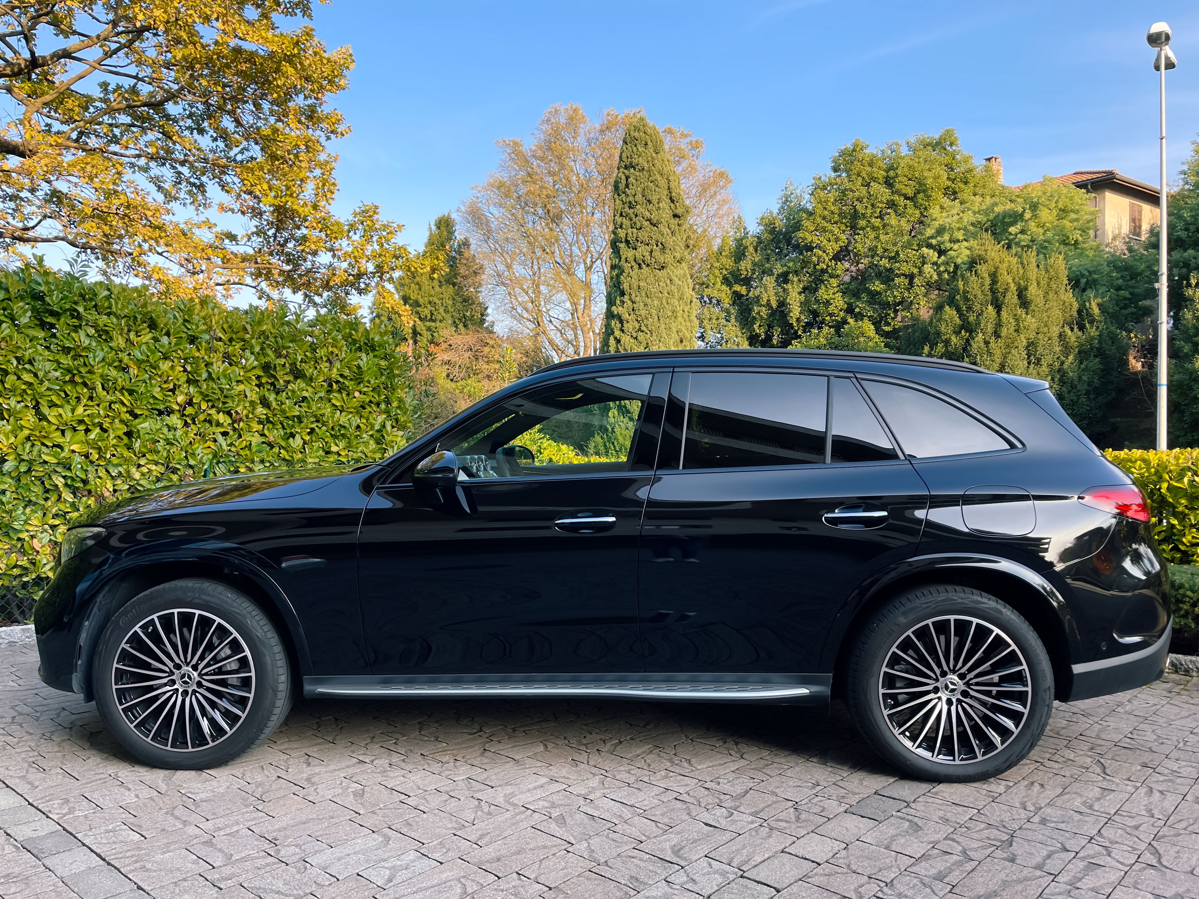 MERCEDES-BENZ GLC 300 e 4Matic 9G-Tronic