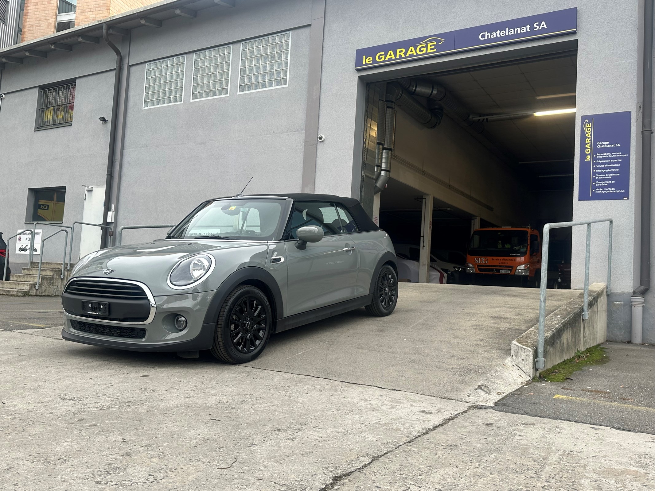 MINI Mini Cabrio One