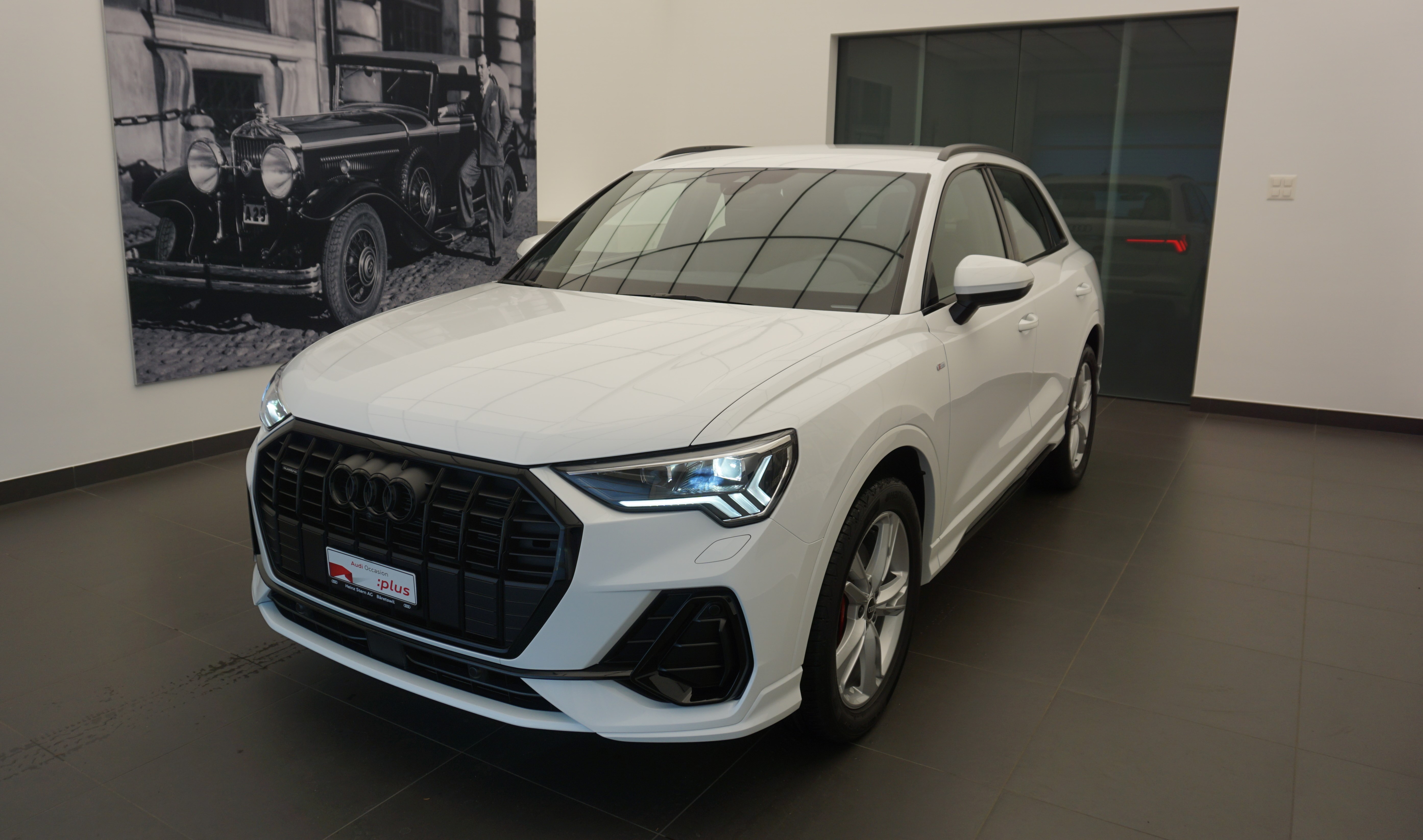 AUDI Q3 40 TFSI S line quattro S-tronic