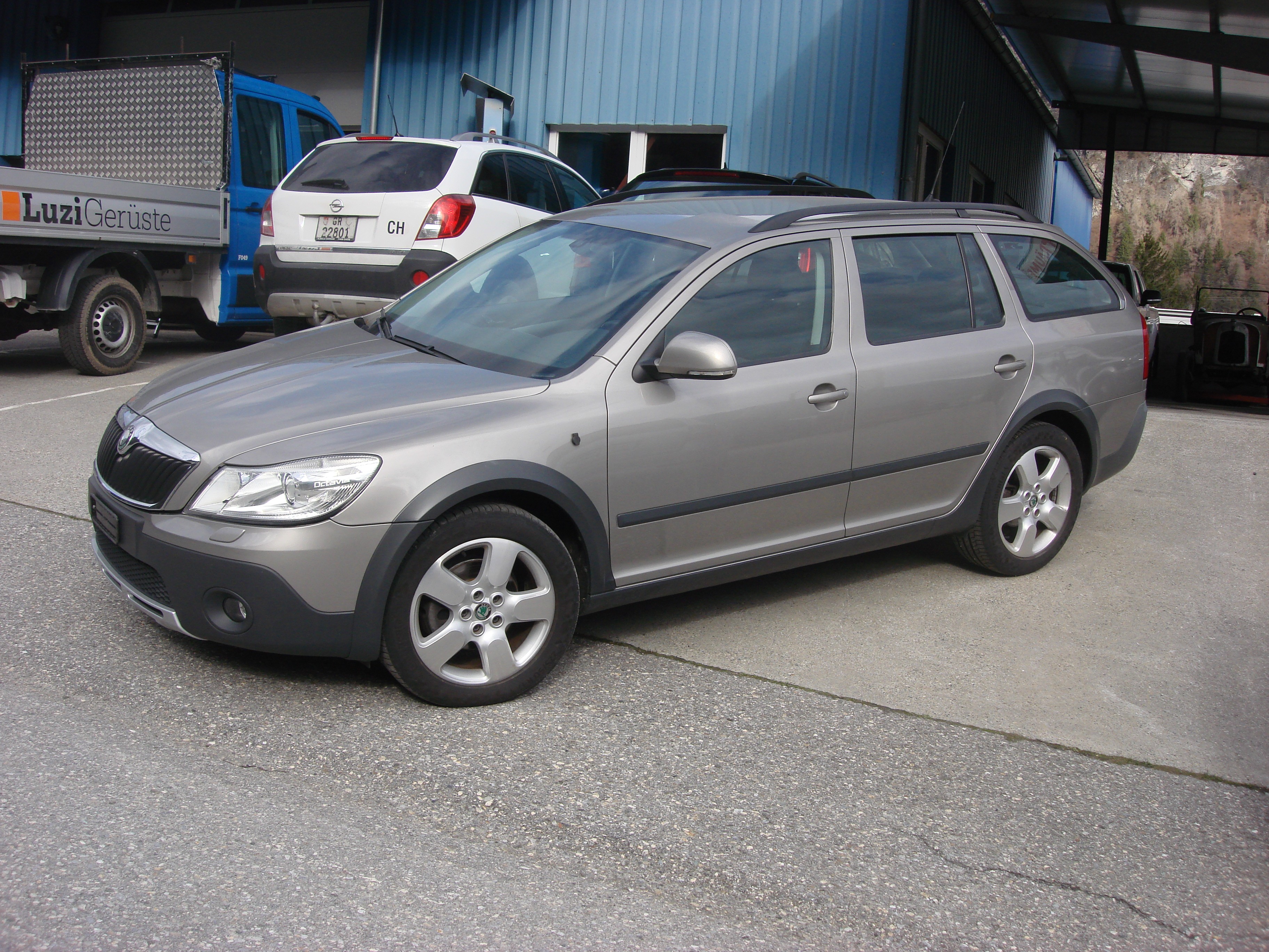 SKODA Octavia Combi 2.0 TDI Scout 4x4