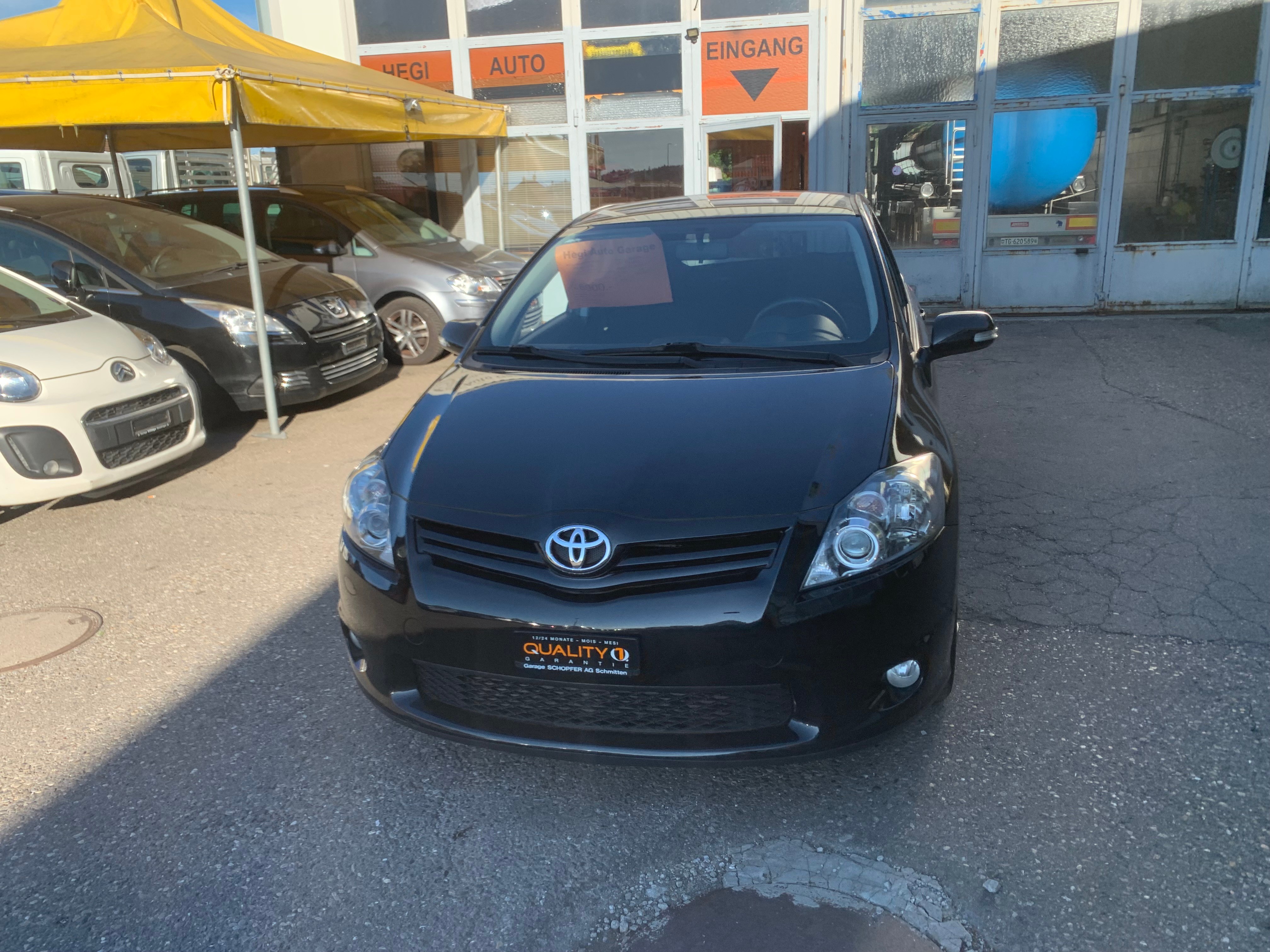 TOYOTA Auris 1.8 Linea Luna