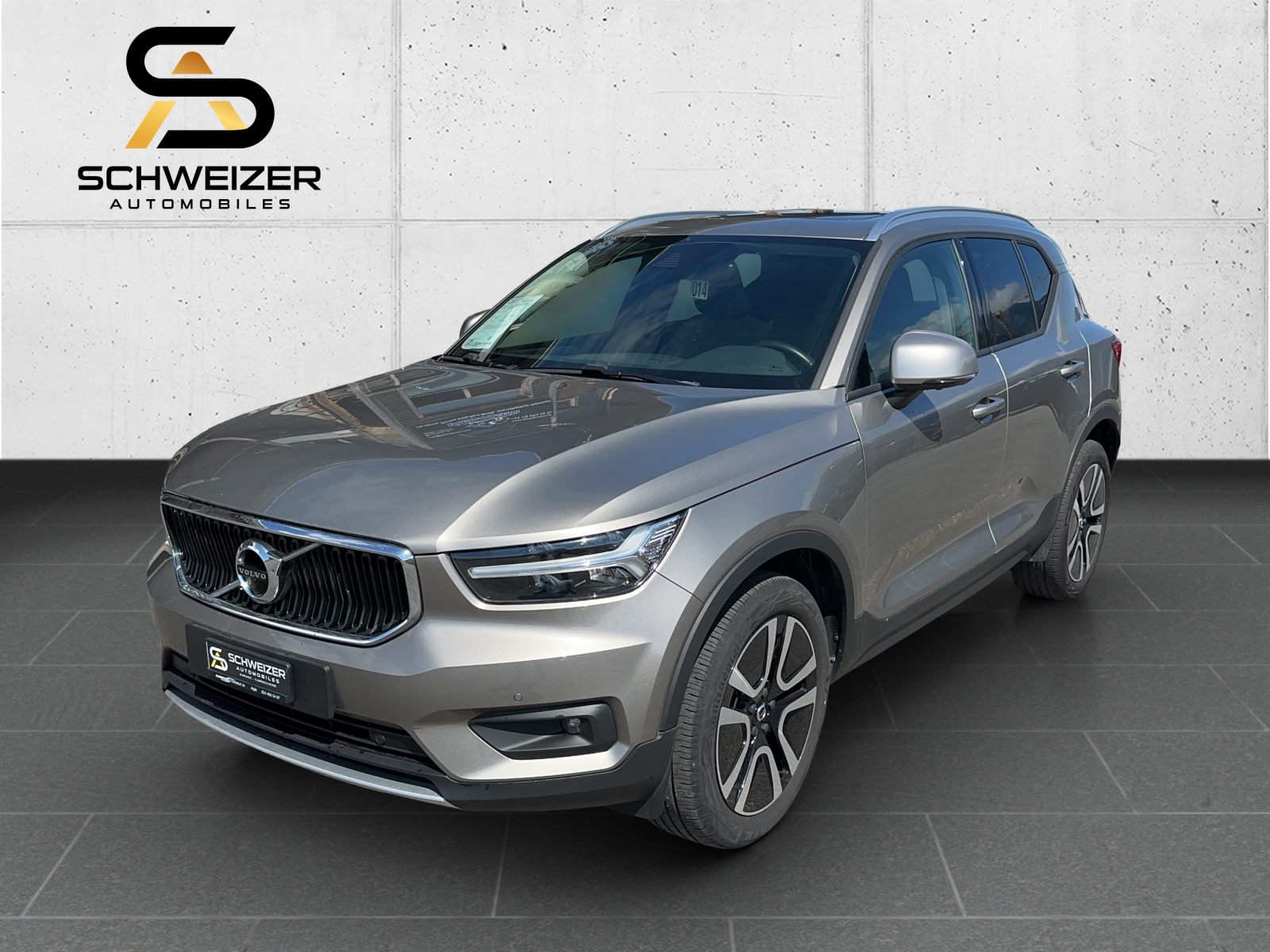 VOLVO XC40 T2 Momentum Geartronic