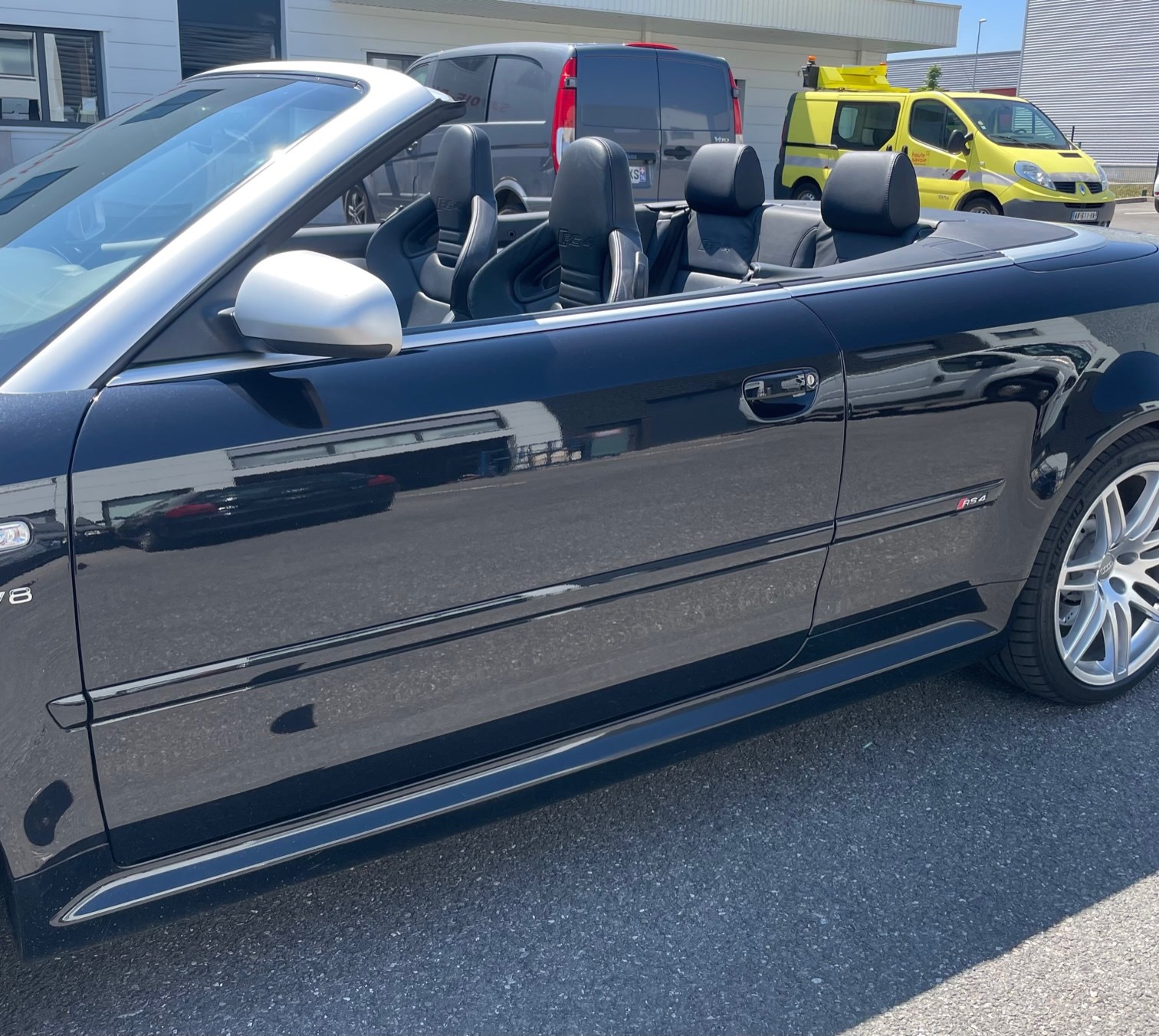 AUDI RS4 Cabriolet 4.2 V8 quattro