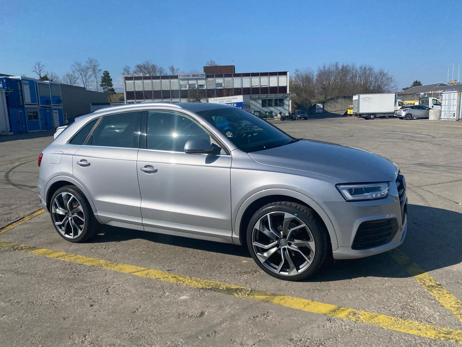 AUDI Q3 2.0 TDI sport quattro S-tronic