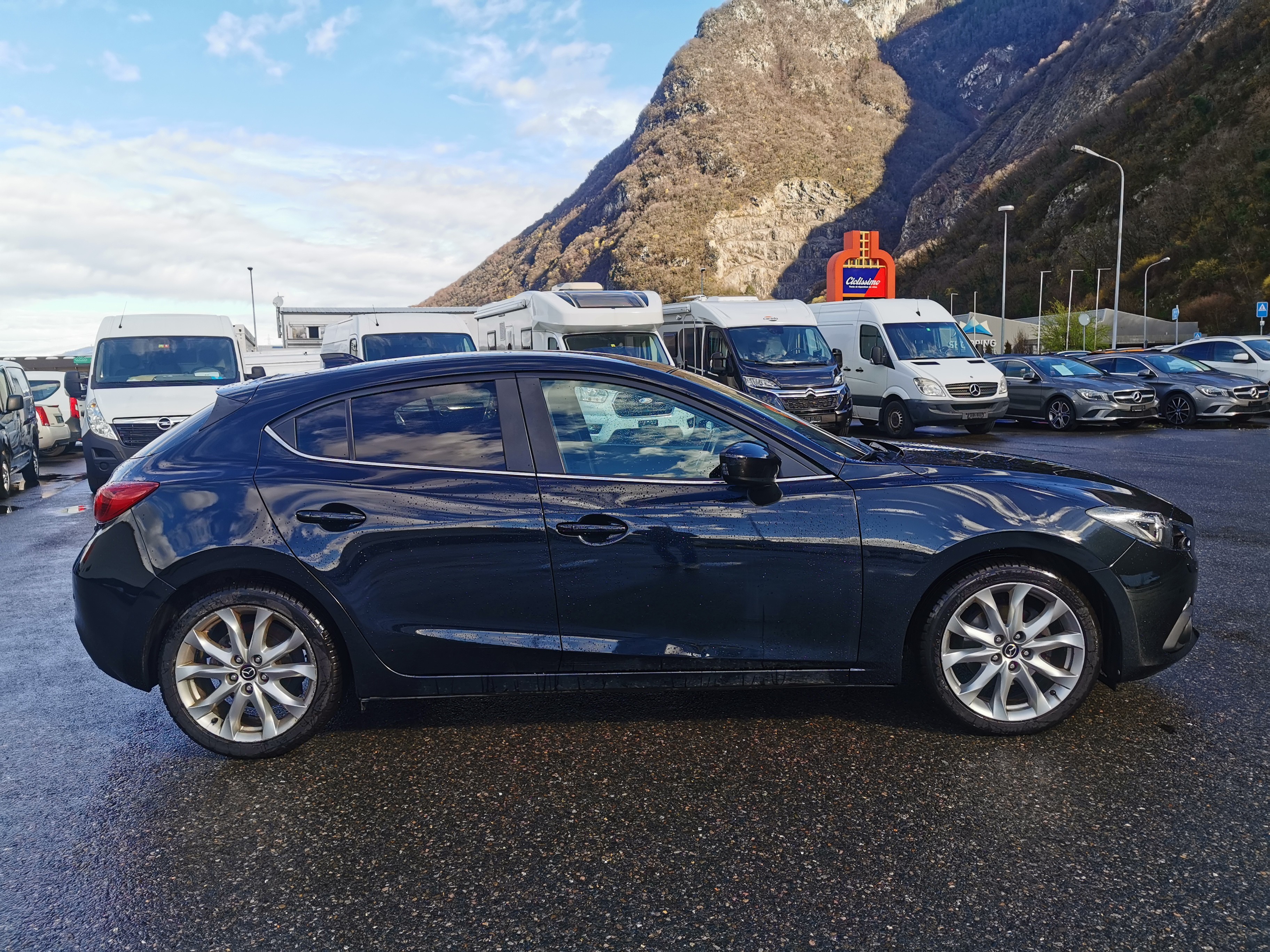 MAZDA 3 2.0 16V Ambition