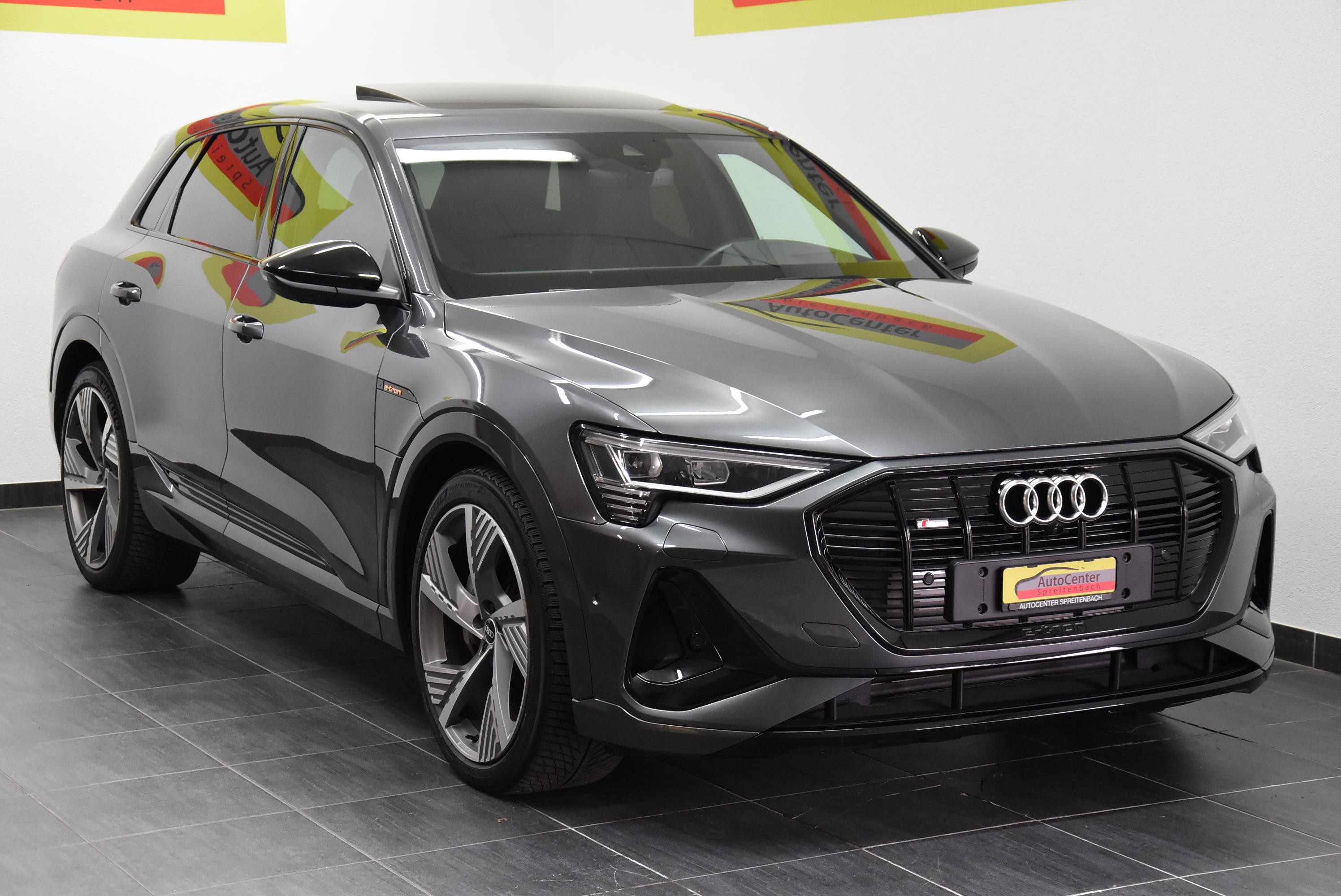 AUDI e-tron 55 S Line quattro