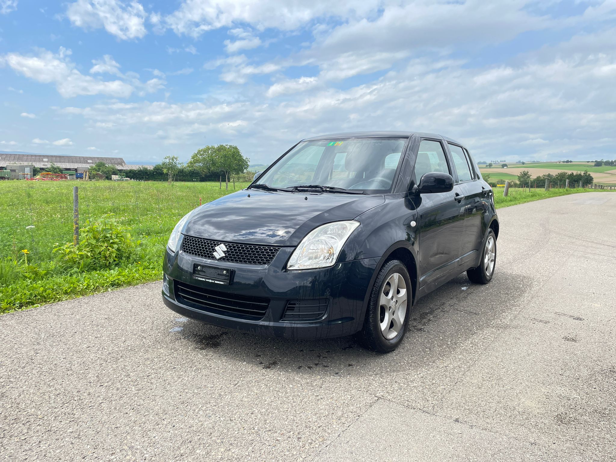 SUZUKI Swift 1.3i 16V GL Top 4x4