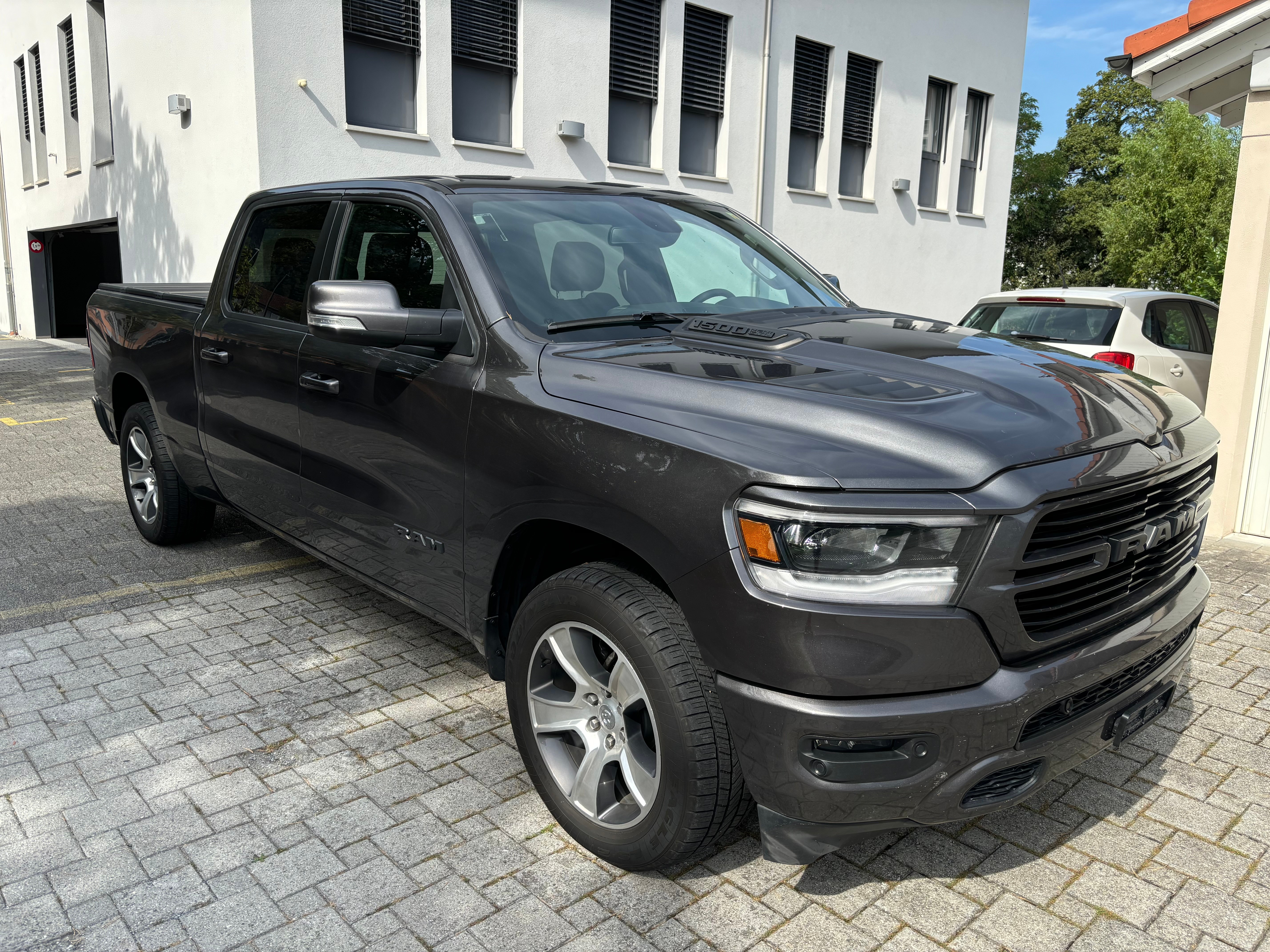 DODGE 1500 Crew Cap Laramie Sport