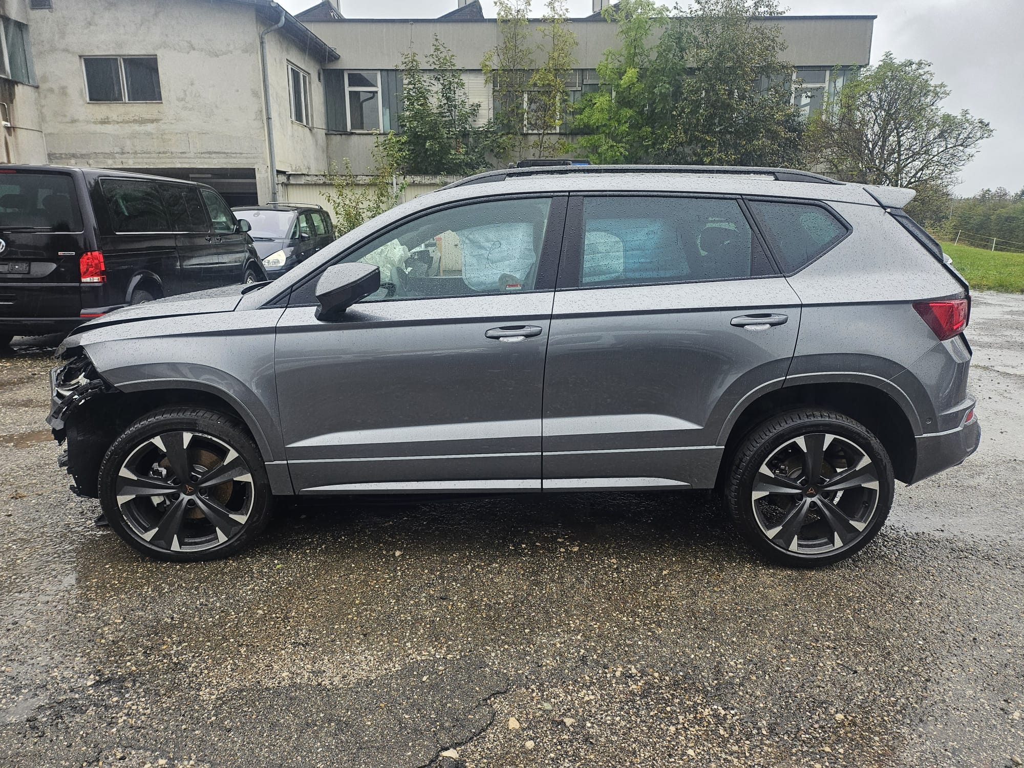 CUPRA Ateca 2.0TSI Inicio 4Drive DSG motor läuft beschädig endommagé