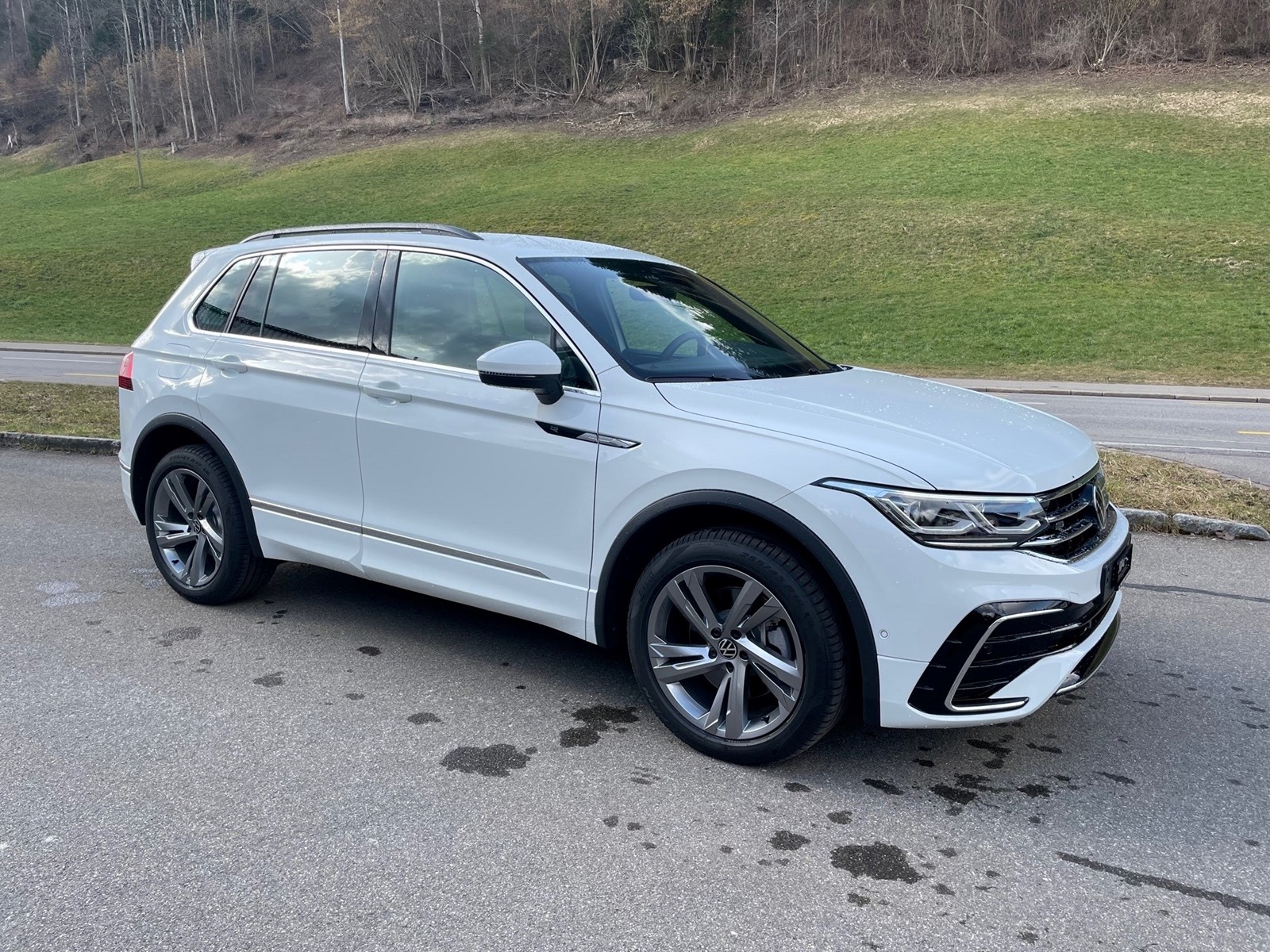 VW Tiguan 2.0TSI R-Line 4Motion DSG