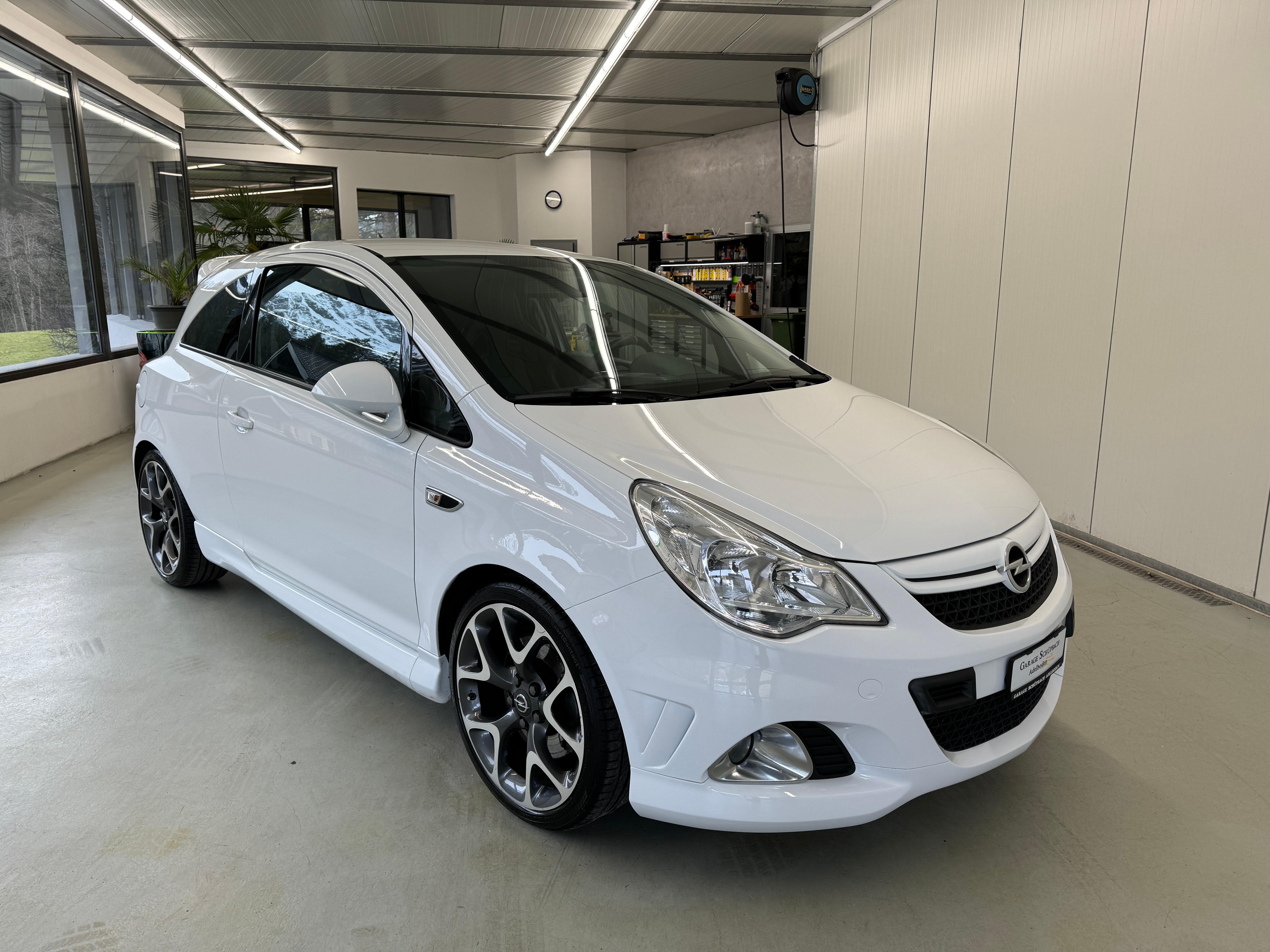 OPEL Corsa 1.6 Turbo OPC