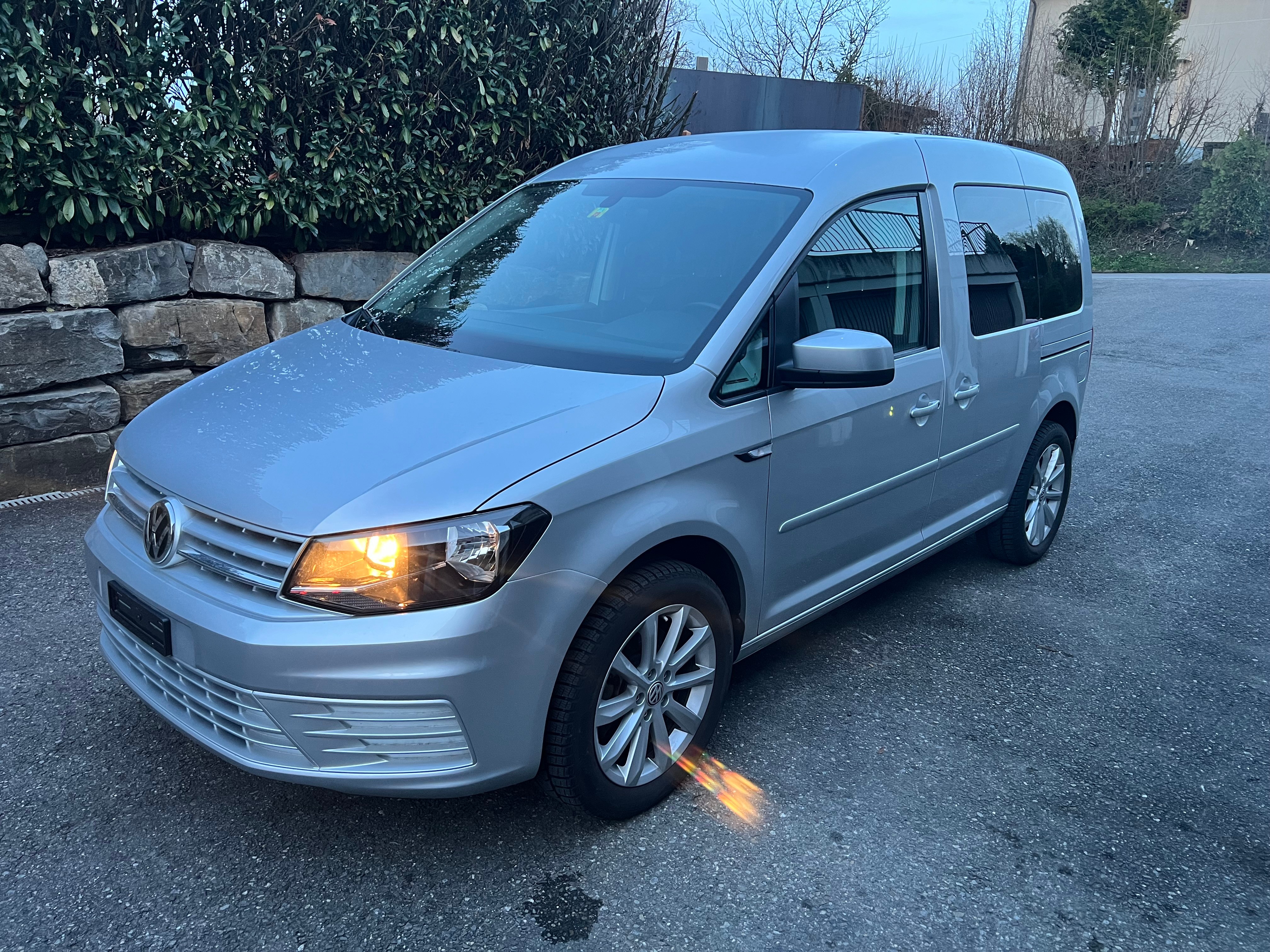 VW Caddy 1.4 TSI Trendline