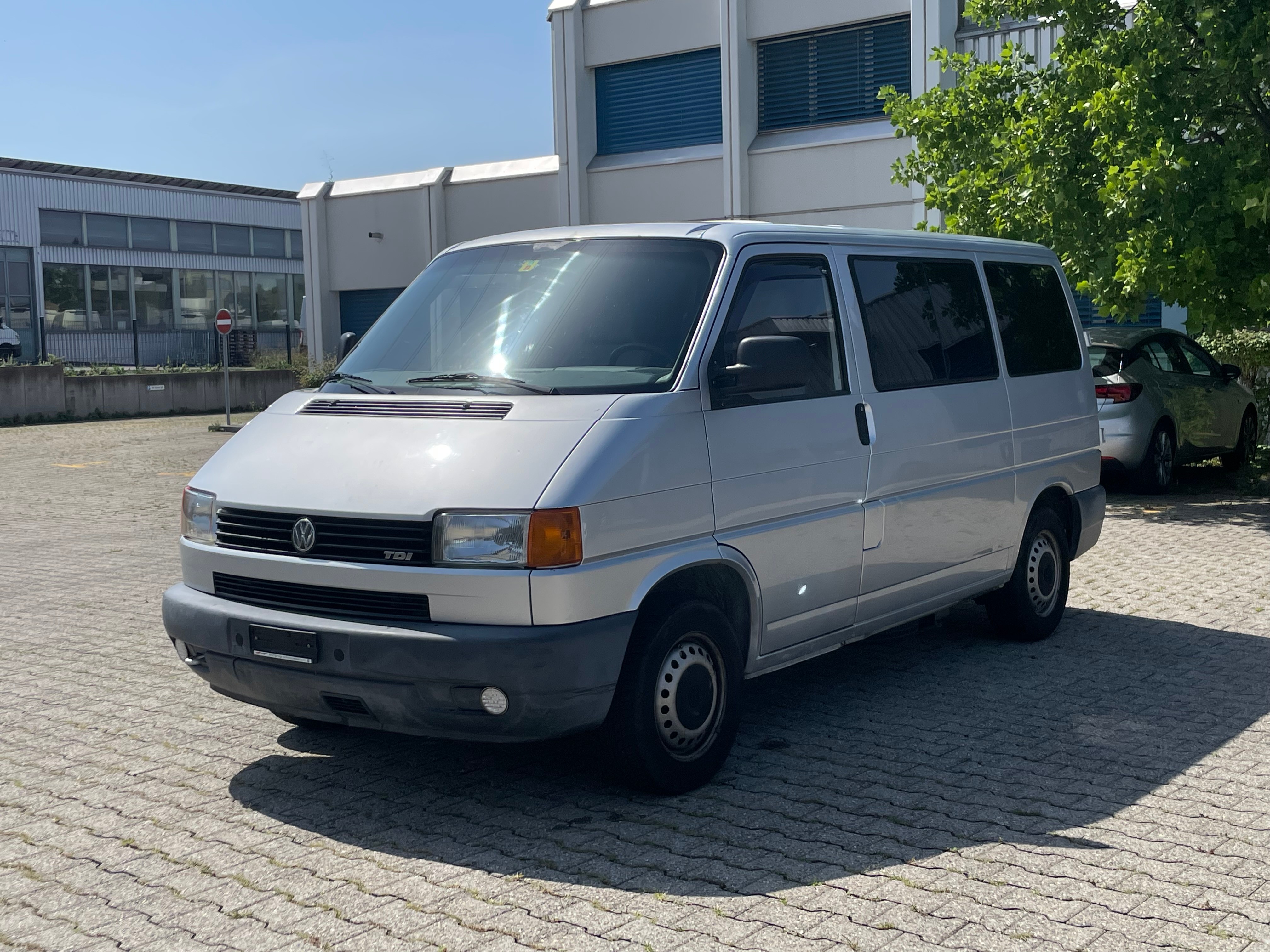 VW T4 Caravelle 2.5TDI syncro ABS