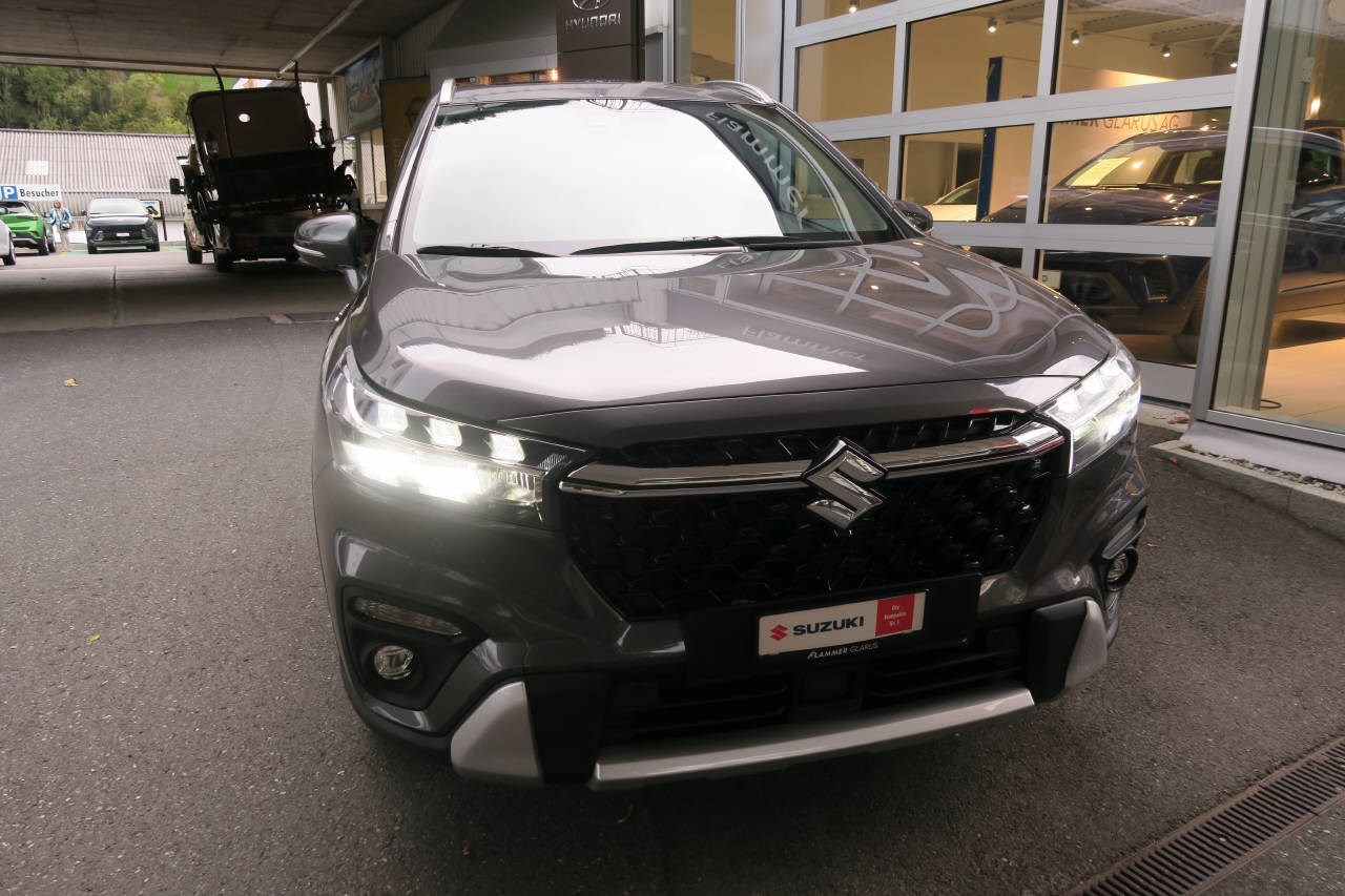 SUZUKI S-Cross 1.5 Piz Sulai Top Hybrid 4x4