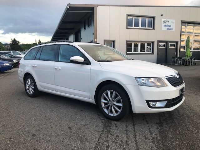 SKODA Octavia Combi 2.0 TDI Ambition