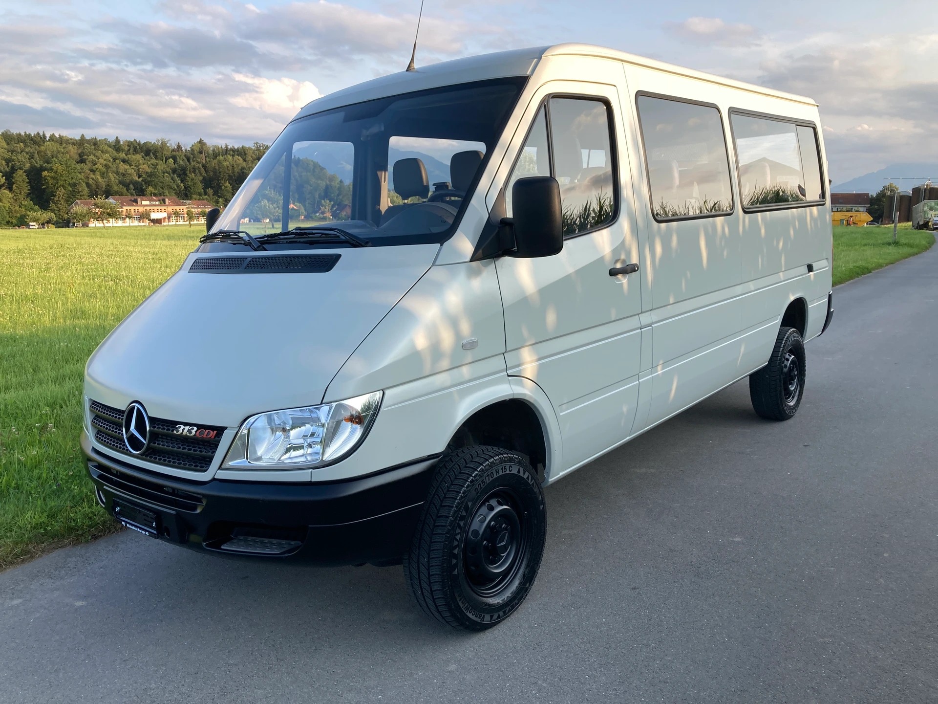 MERCEDES-BENZ Sprinter 313 CDI 4x4 mit Geländeuntersetzung