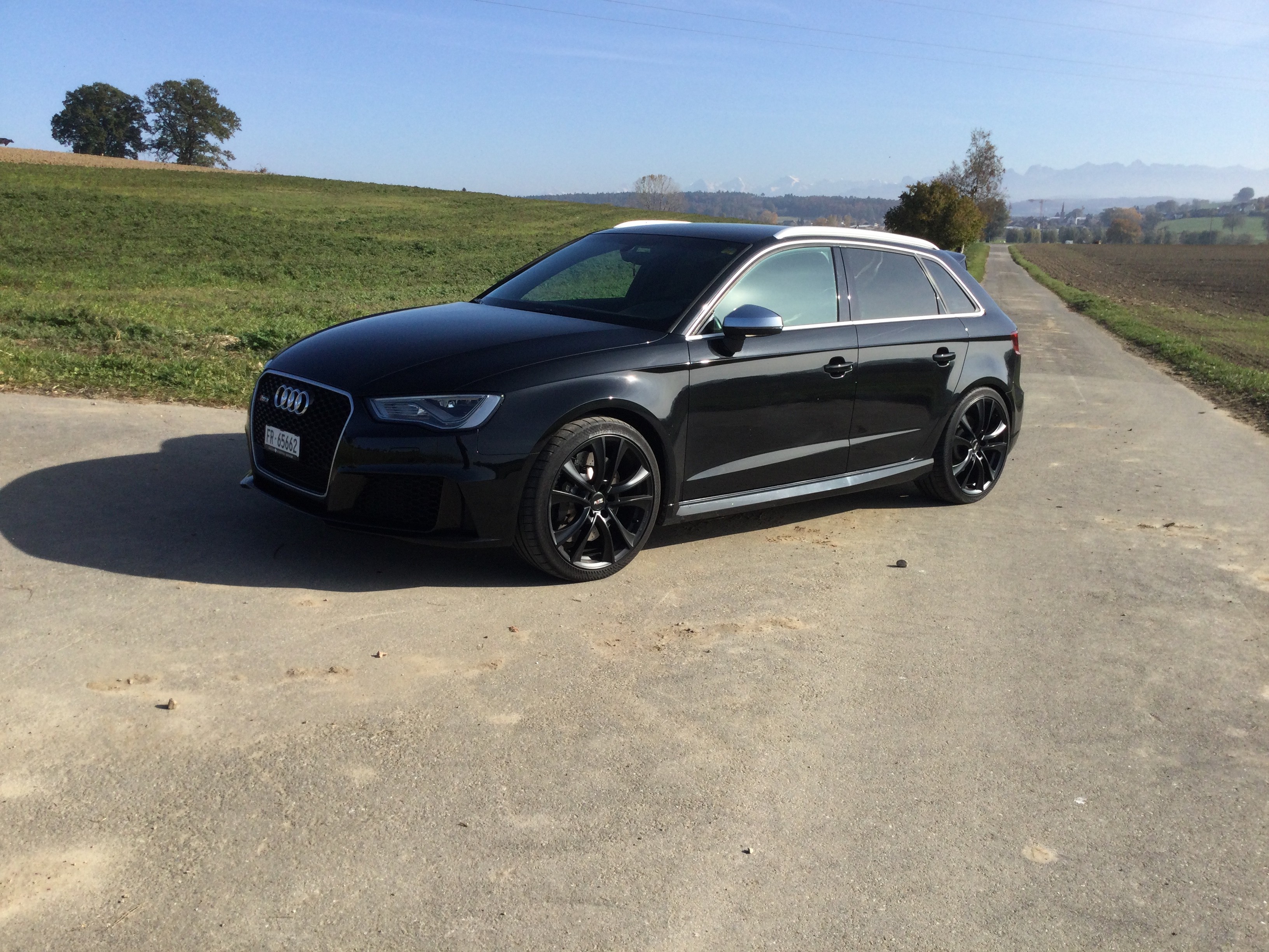 AUDI RS3 2.5 TSI quattro S-tronic