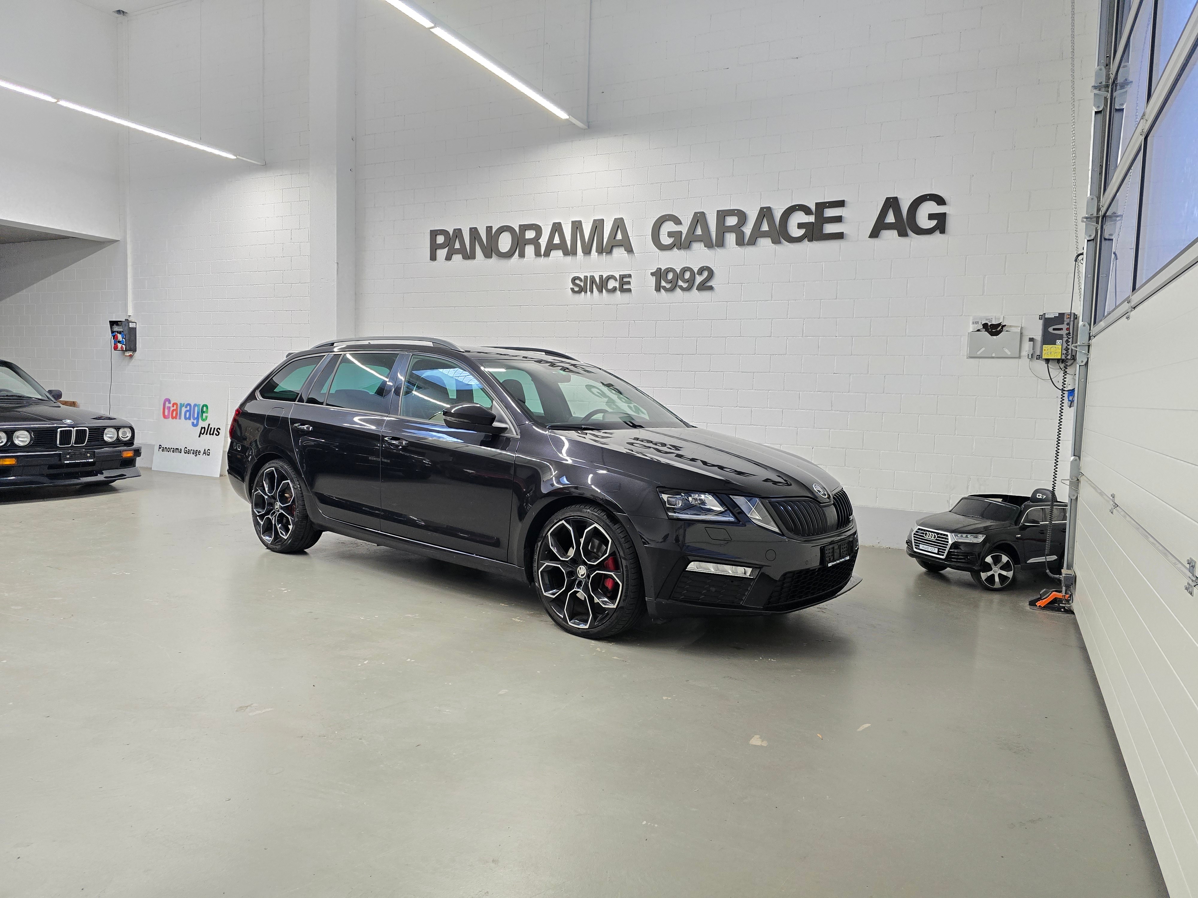 SKODA Octavia Combi 2.0 TDI RS 4x4 DSG