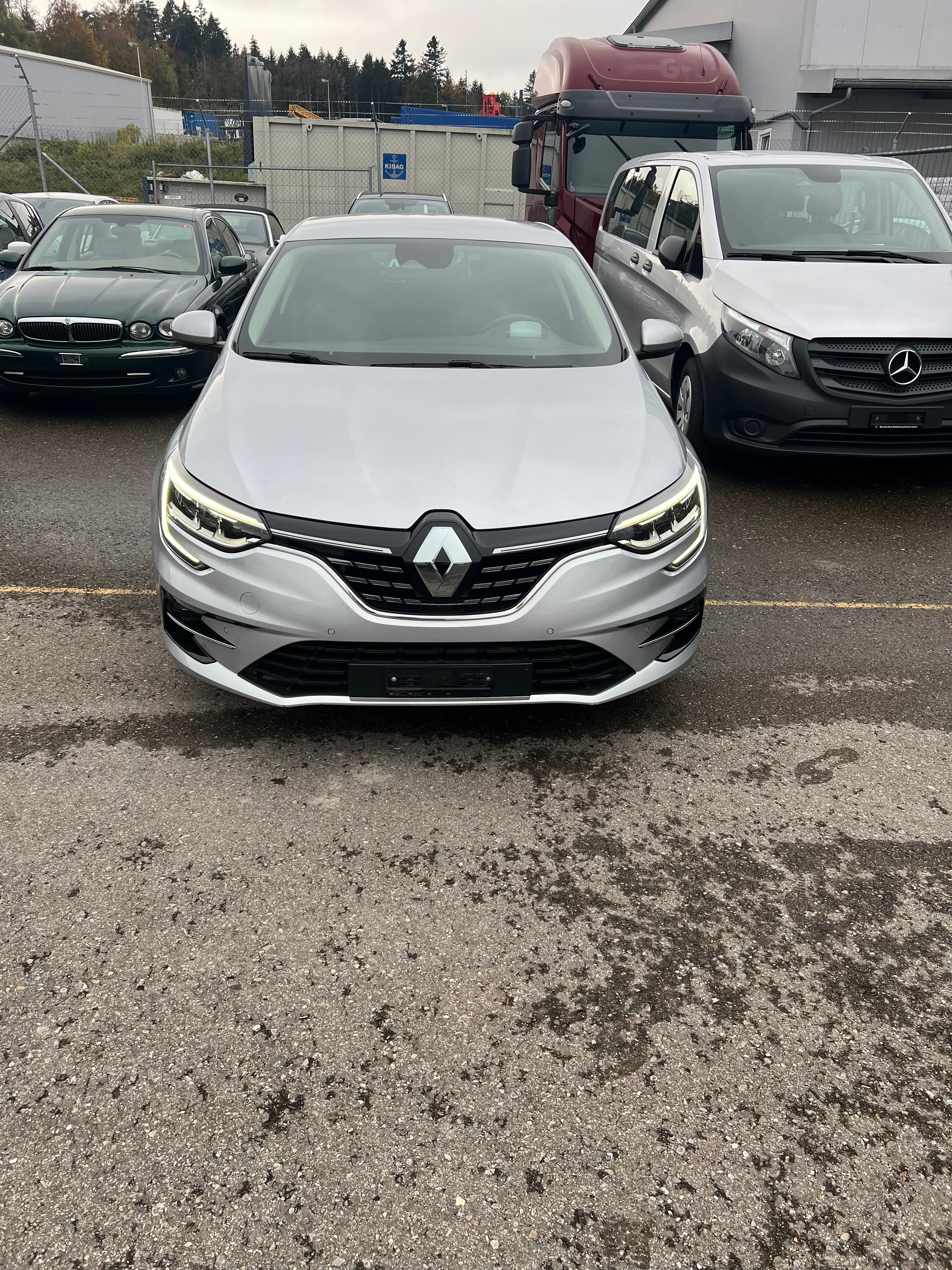 RENAULT Mégane Berline 1.3 16V R.S.Line EDC