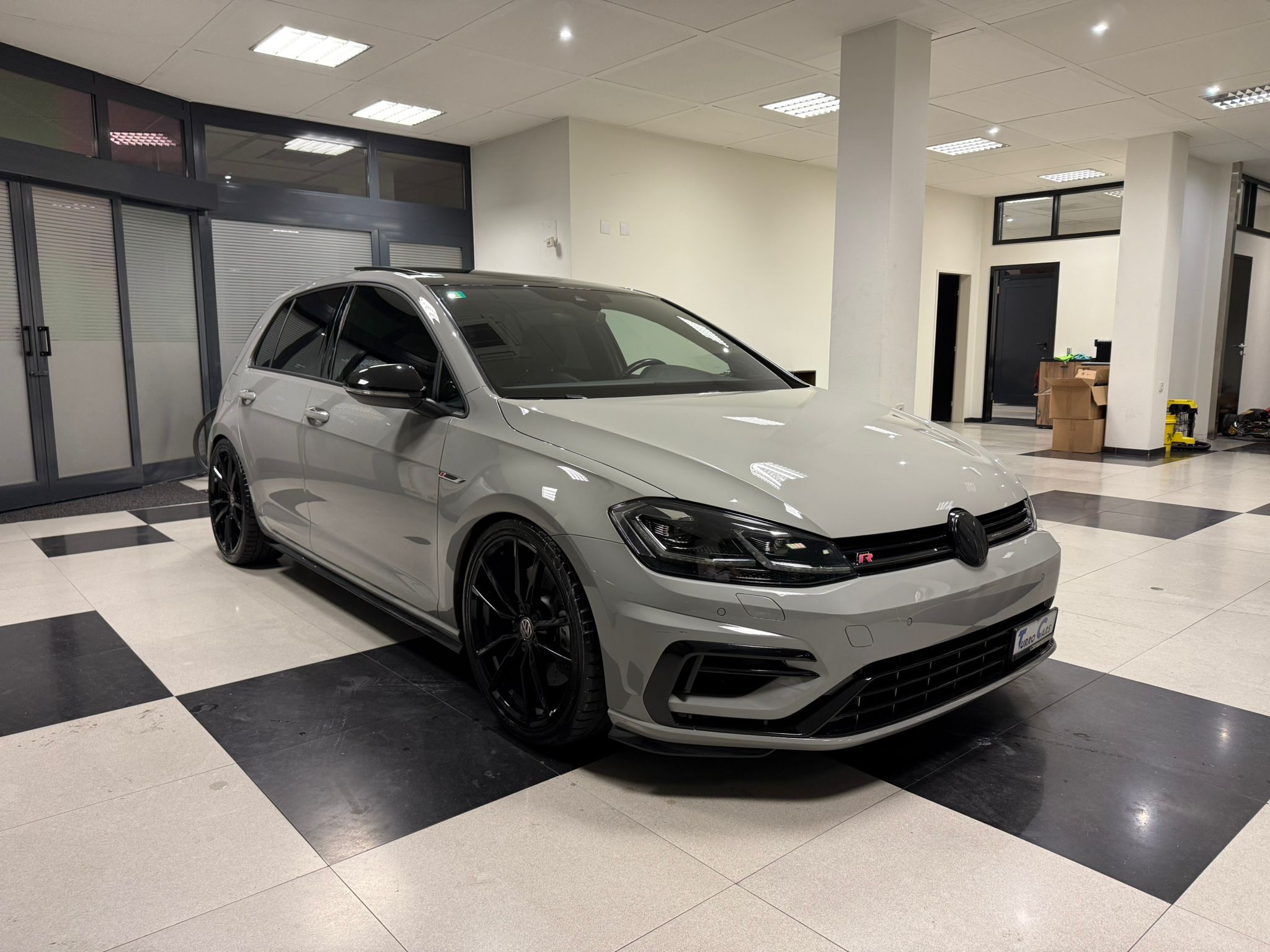 VW Golf 2.0 TSI R 4Motion DSG PERFORMANCE PACK