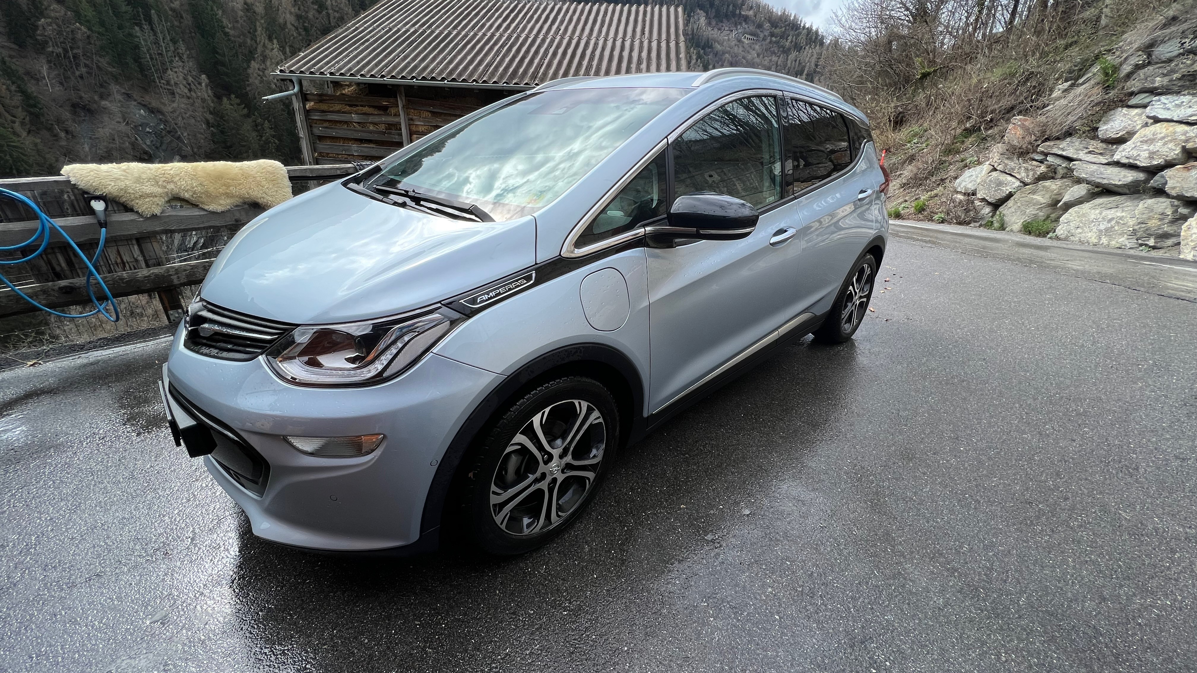 OPEL Ampera-e