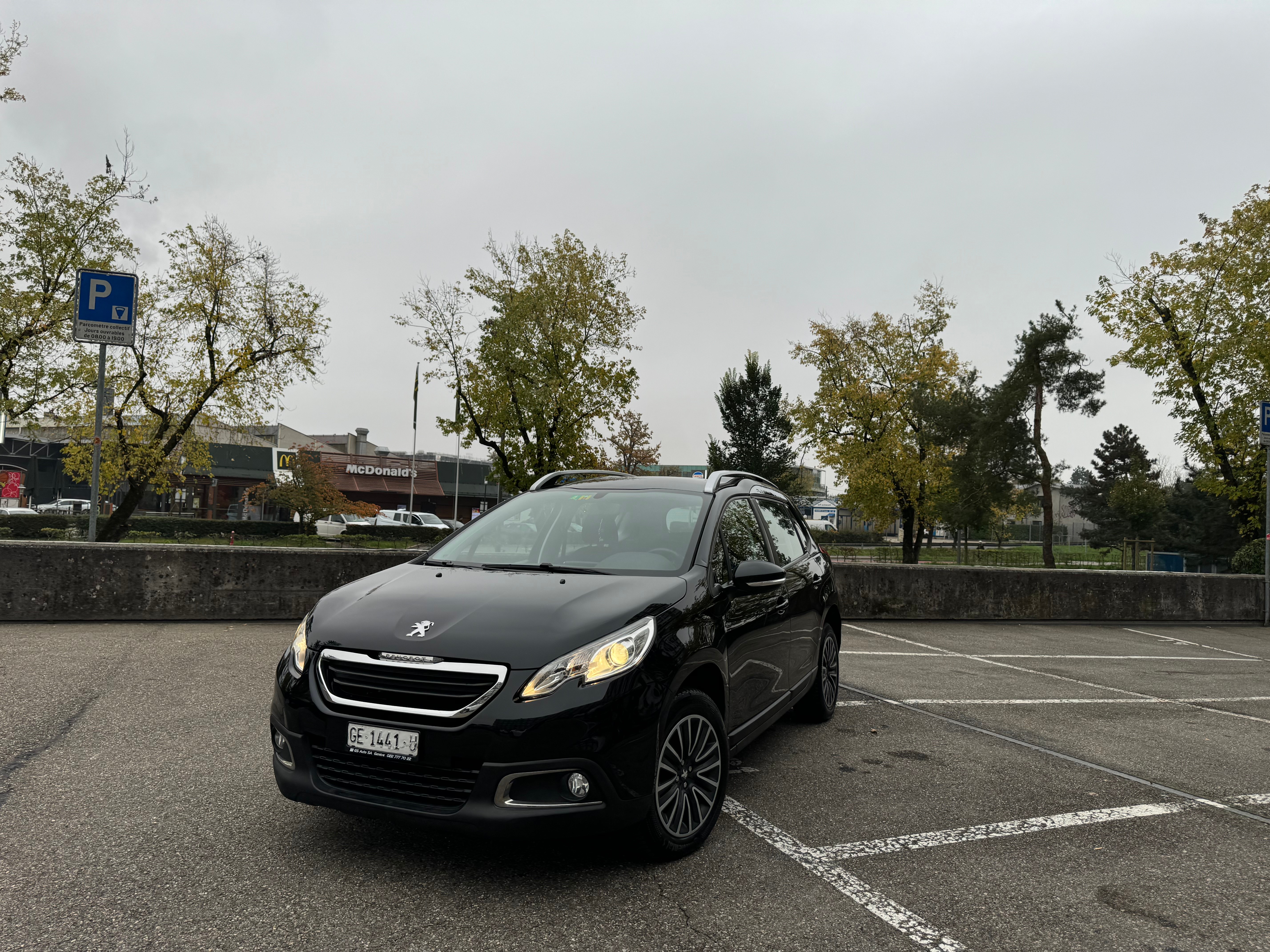 PEUGEOT 2008 1.6 e-HDi Active