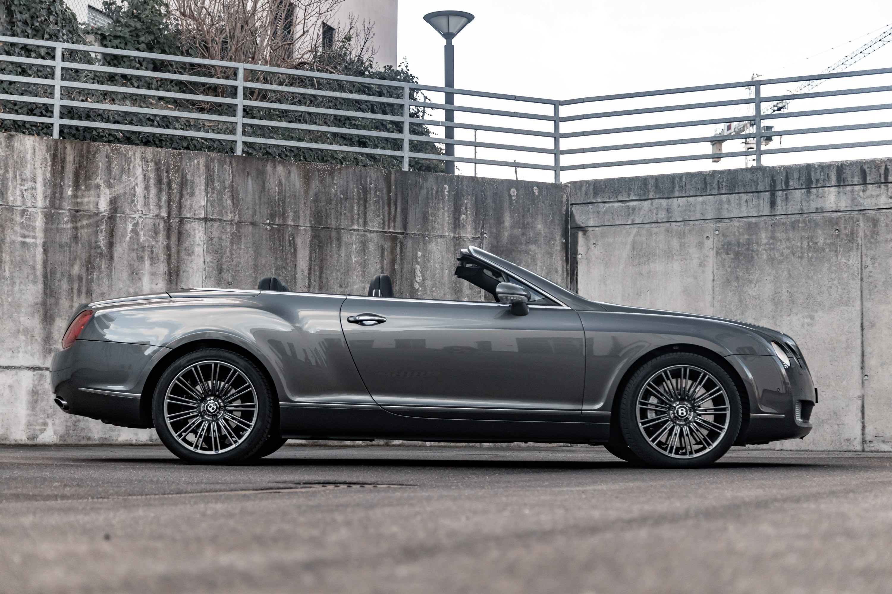 BENTLEY Continental GTC 6.0