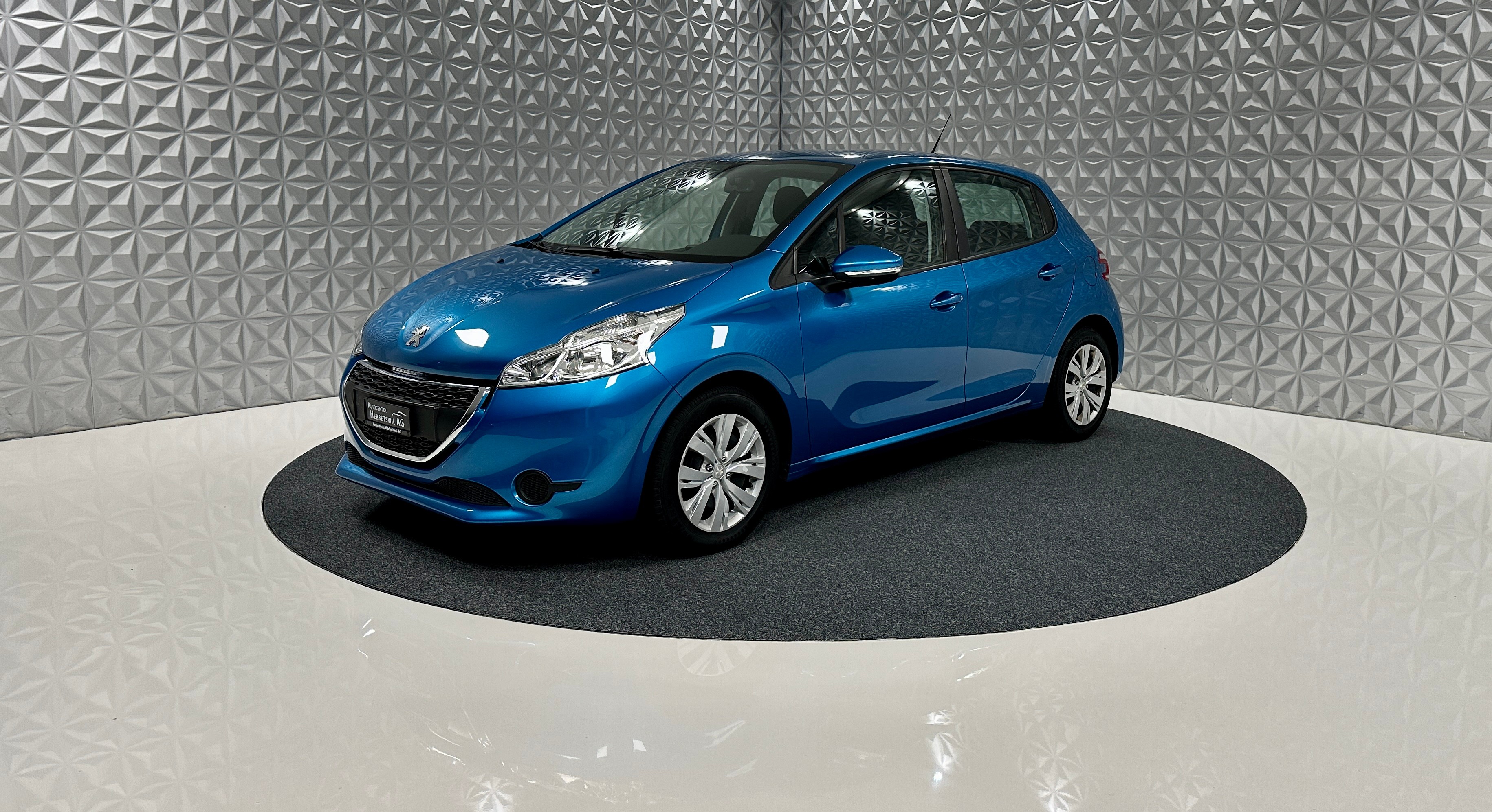 PEUGEOT 208 1.2 VTI Active